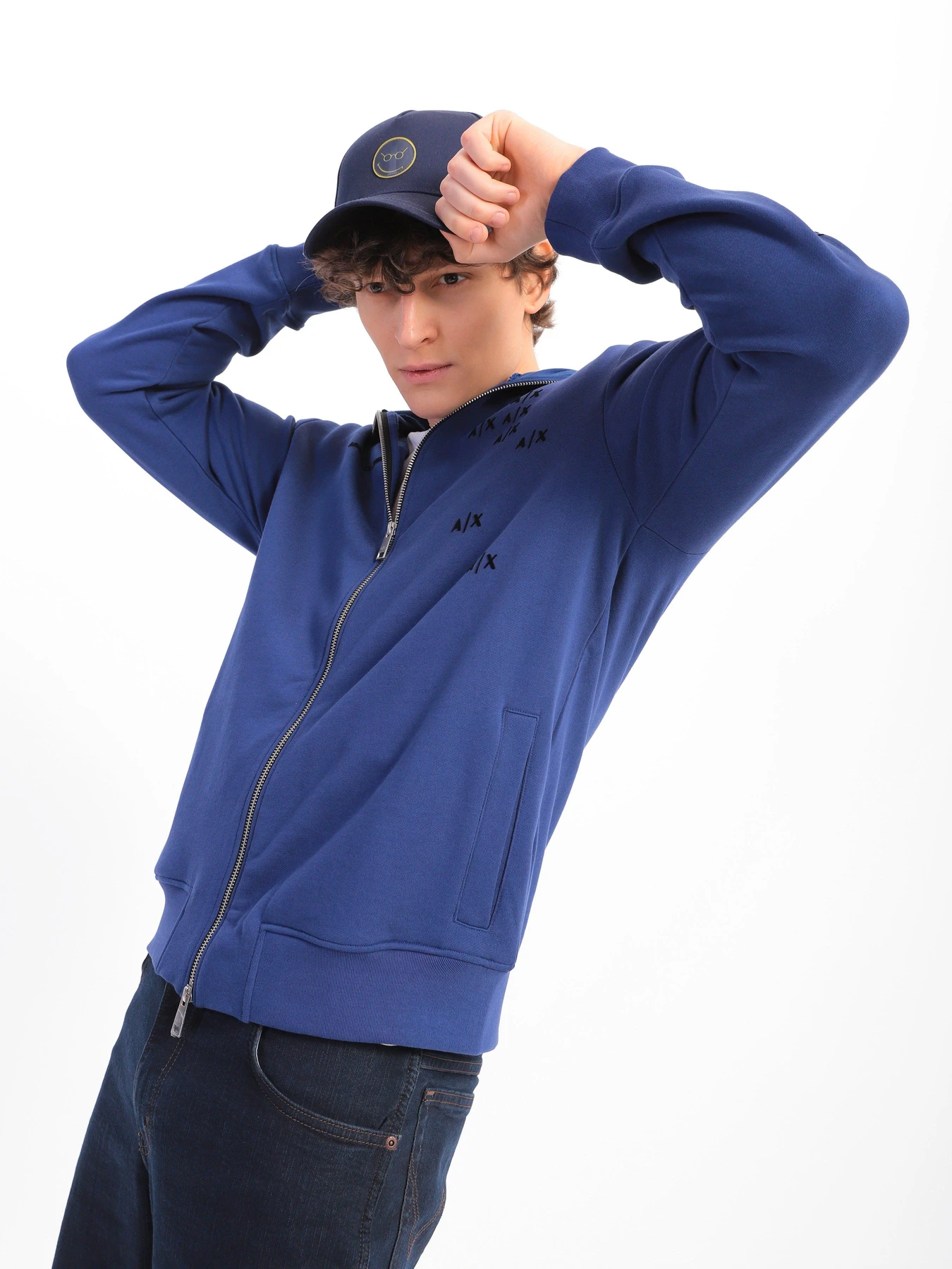 Шапки та кепки Armani Exchange SMILEYWORLD® модель 944163-2F191-68035 Шапки та кепки Armani Exchange SMILEYWORLD® модель 944163-2F191-68035 Фото