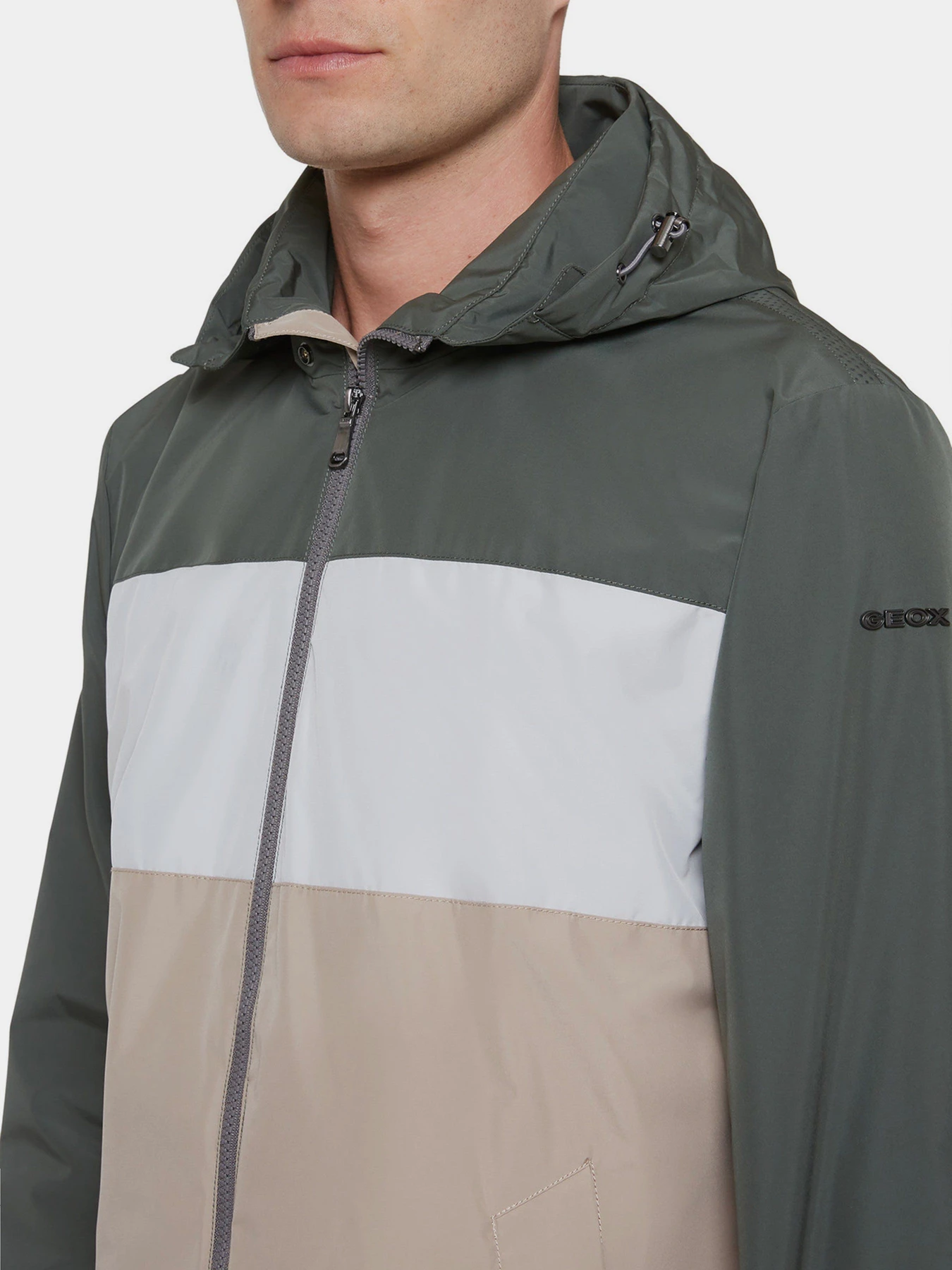 Куртки и дубленки Geox Elver модель M1220Z-T2620-F1608 Куртки и дубленки Geox Elver модель M1220Z-T2620-F1608 Фото