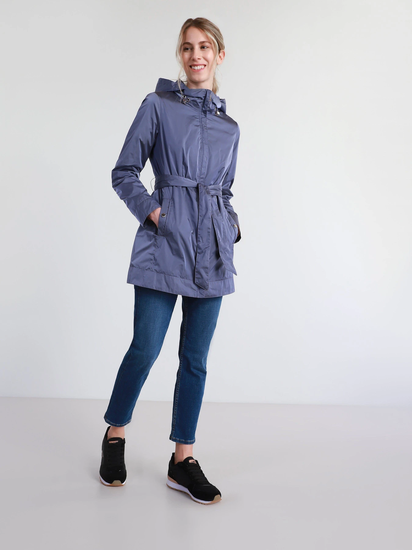 Пальто и плащи Geox Giacca модель W1220V-T2453-F4535 Пальто и плащи Geox Giacca модель W1220V-T2453-F4535 Фото