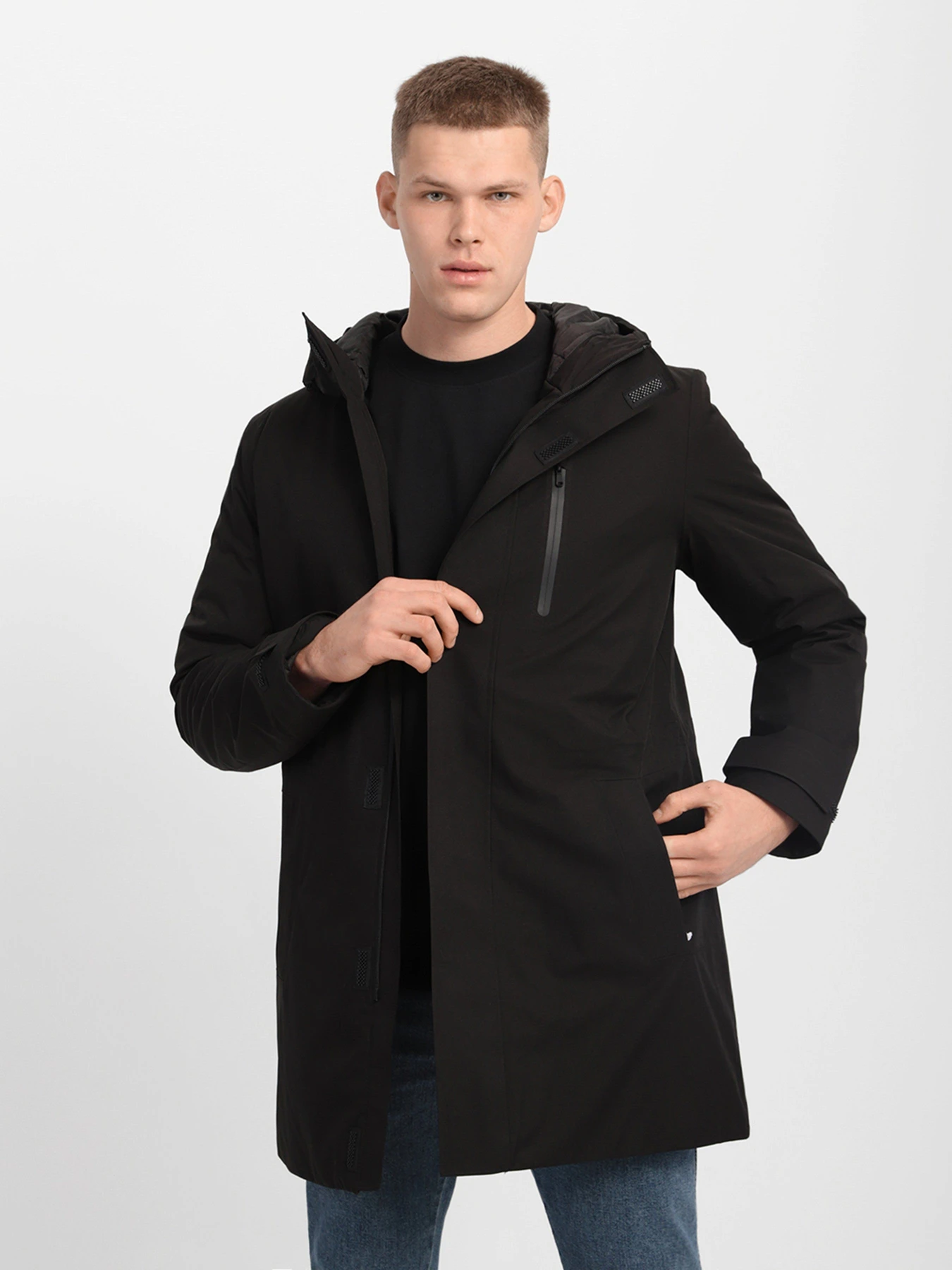 Пальта та плащі Geox CLINTFORD модель M1421D-T2552-F9000 Пальта та плащі Geox CLINTFORD модель M1421D-T2552-F9000 Фото