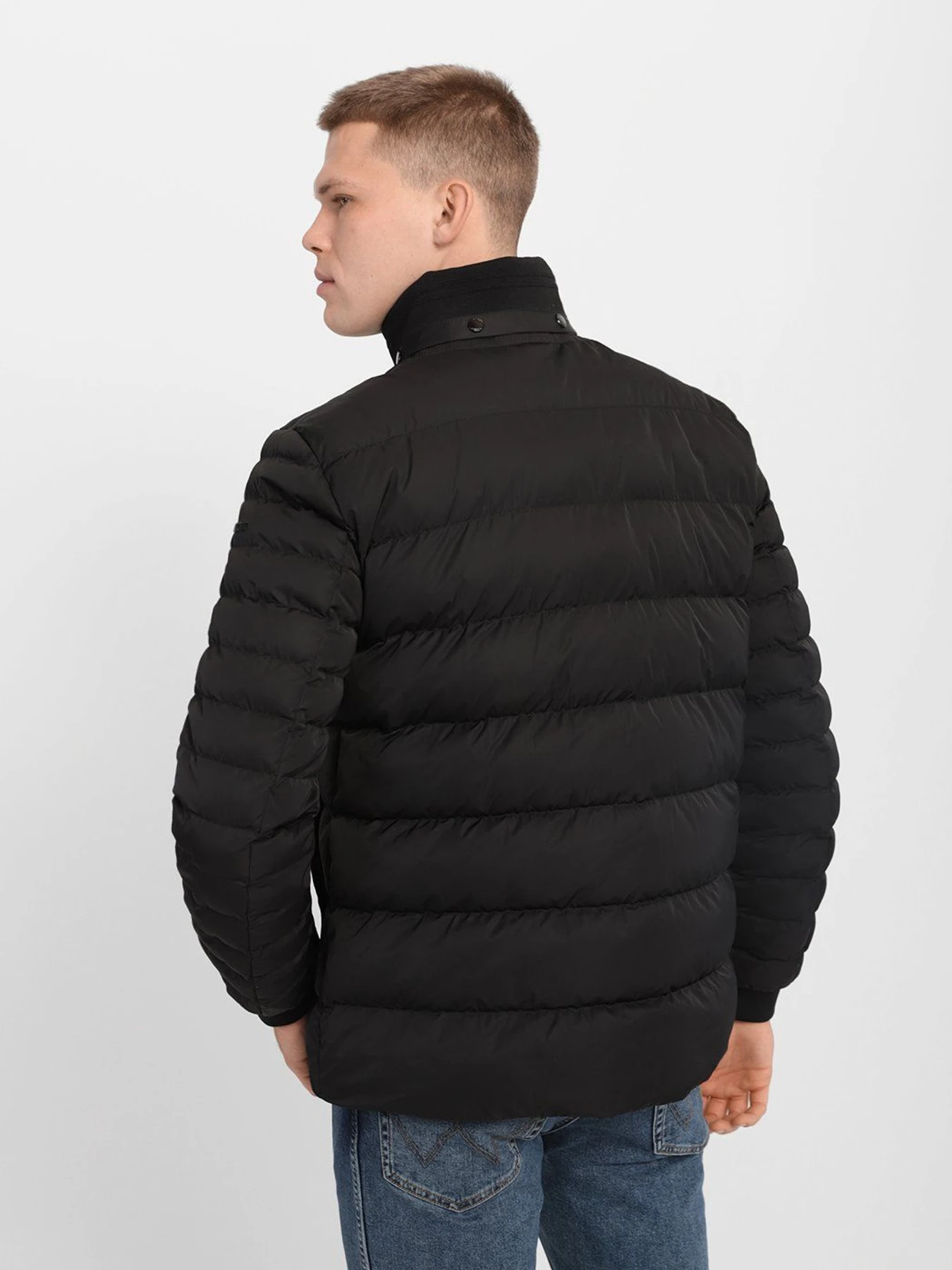 Куртки та дублянки Geox Colbyn модель M1428N-T2600-F9000 Куртки та дублянки Geox Colbyn модель M1428N-T2600-F9000 Фото