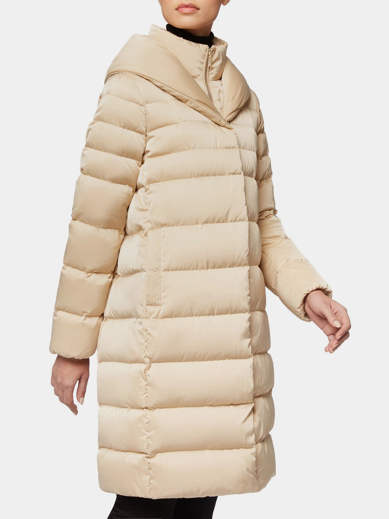 Куртки и дубленки Geox Chloo модель W1425N-T2655-F5152 Куртки и дубленки Geox Chloo модель W1425N-T2655-F5152 Фото
