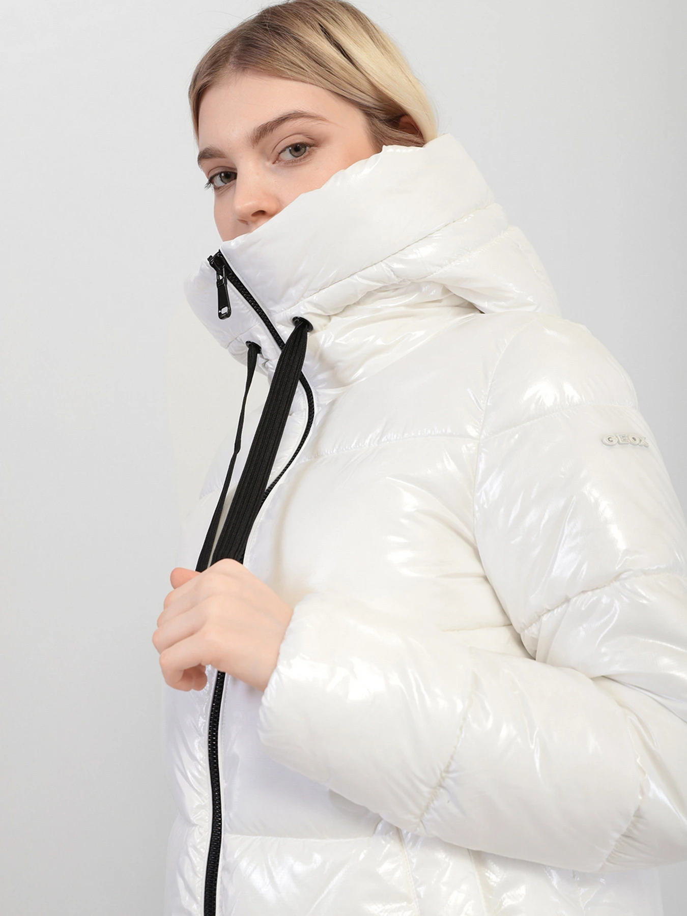 Куртки та дублянки Geox Emalise модель W1428P-T2886-F1499 Куртки та дублянки Geox Emalise модель W1428P-T2886-F1499 Фото