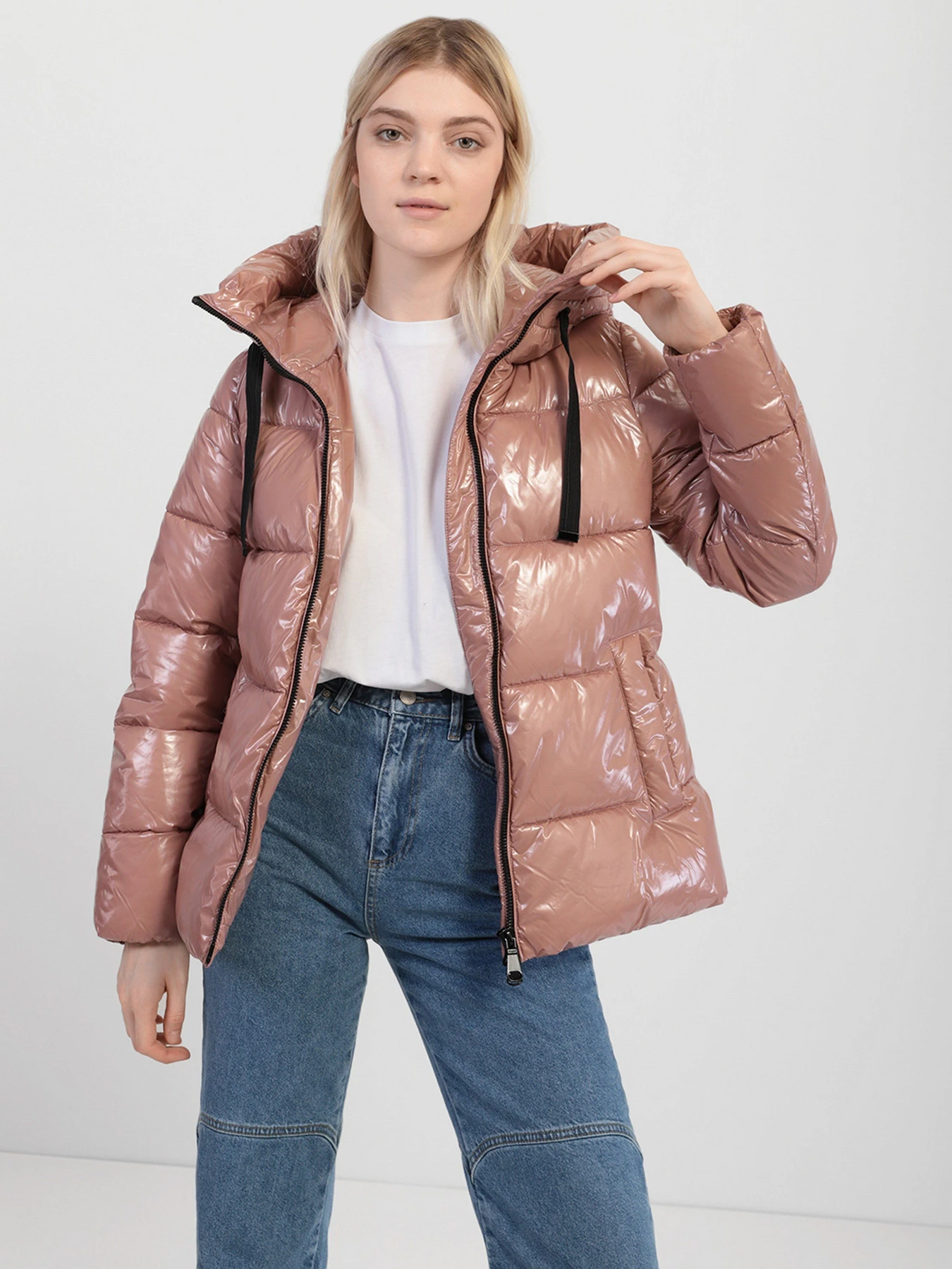 Куртки и дубленки Geox Emalise модель W1428P-T2886-F8246 Куртки и дубленки Geox Emalise модель W1428P-T2886-F8246 Фото