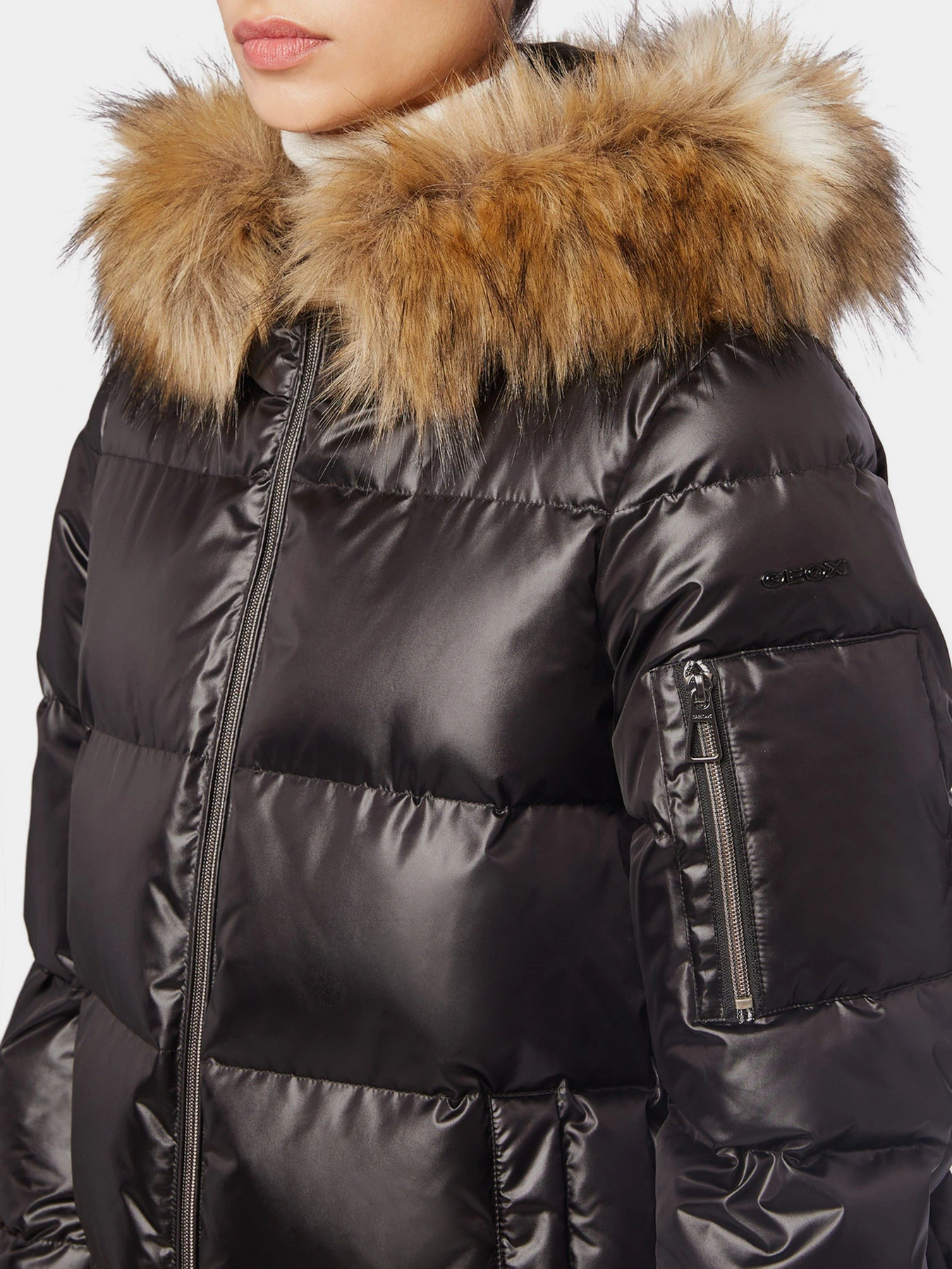 Куртки и дубленки Geox Backsie модель W1428S-T2843-F9000 Куртки и дубленки Geox Backsie модель W1428S-T2843-F9000 Фото
