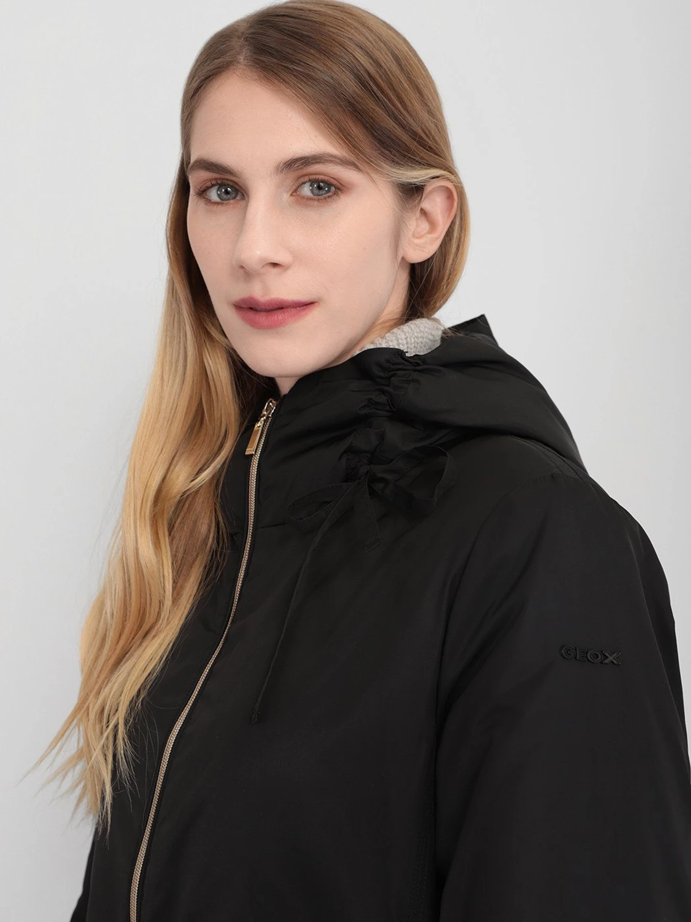 Пальто и плащи Geox Myria модель W0420D-T2600-F9000 Пальто и плащи Geox Myria модель W0420D-T2600-F9000 Фото