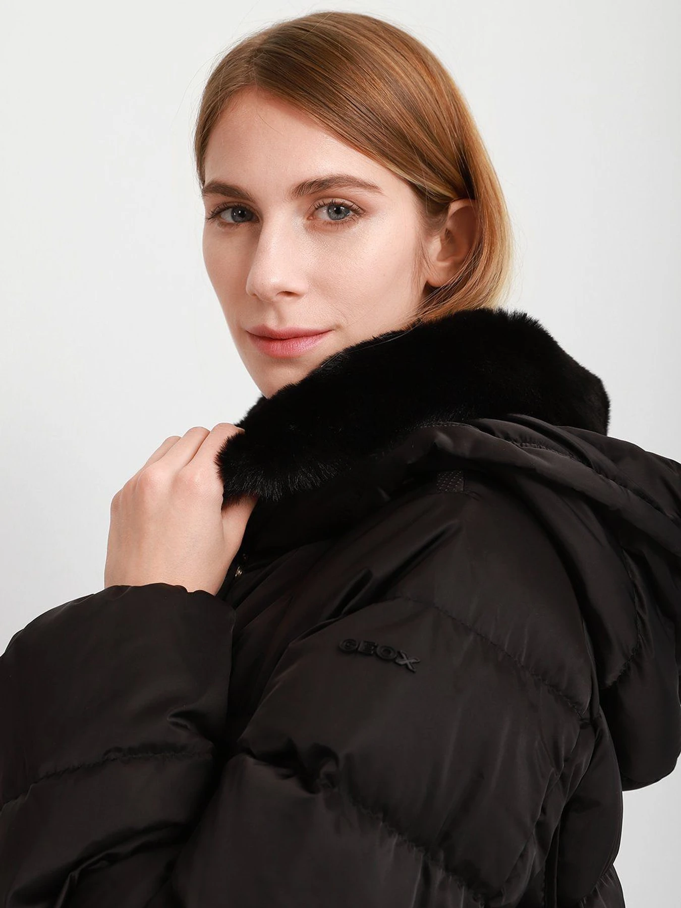 Куртки та дублянки Geox модель W0425M-T2655-F9000 Куртки та дублянки Geox модель W0425M-T2655-F9000 Фото