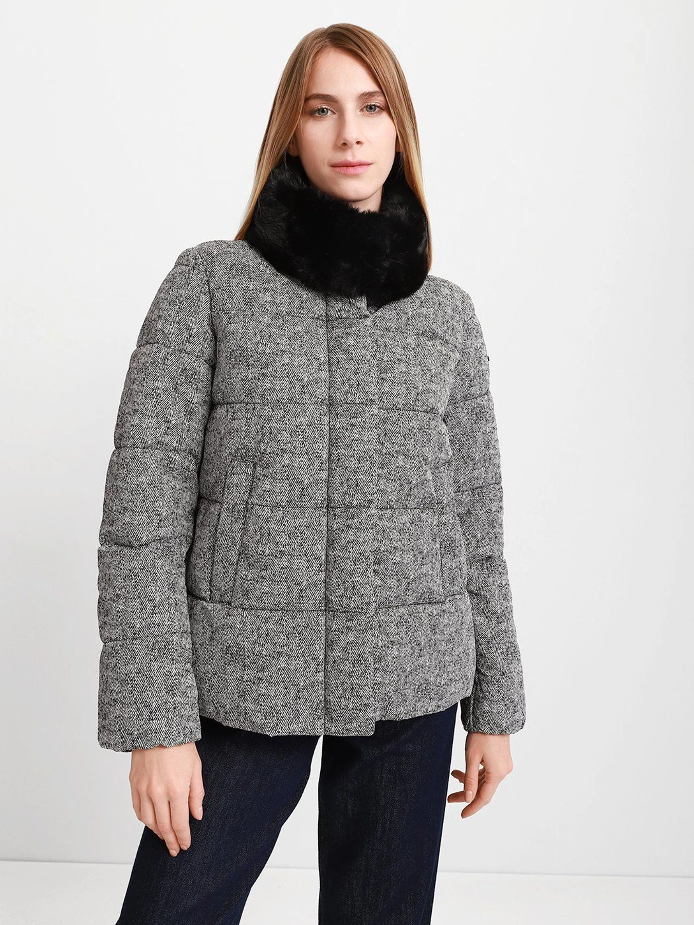 Куртки та дублянки Geox модель W0429D-TF374-F1574 Куртки та дублянки Geox модель W0429D-TF374-F1574 Фото