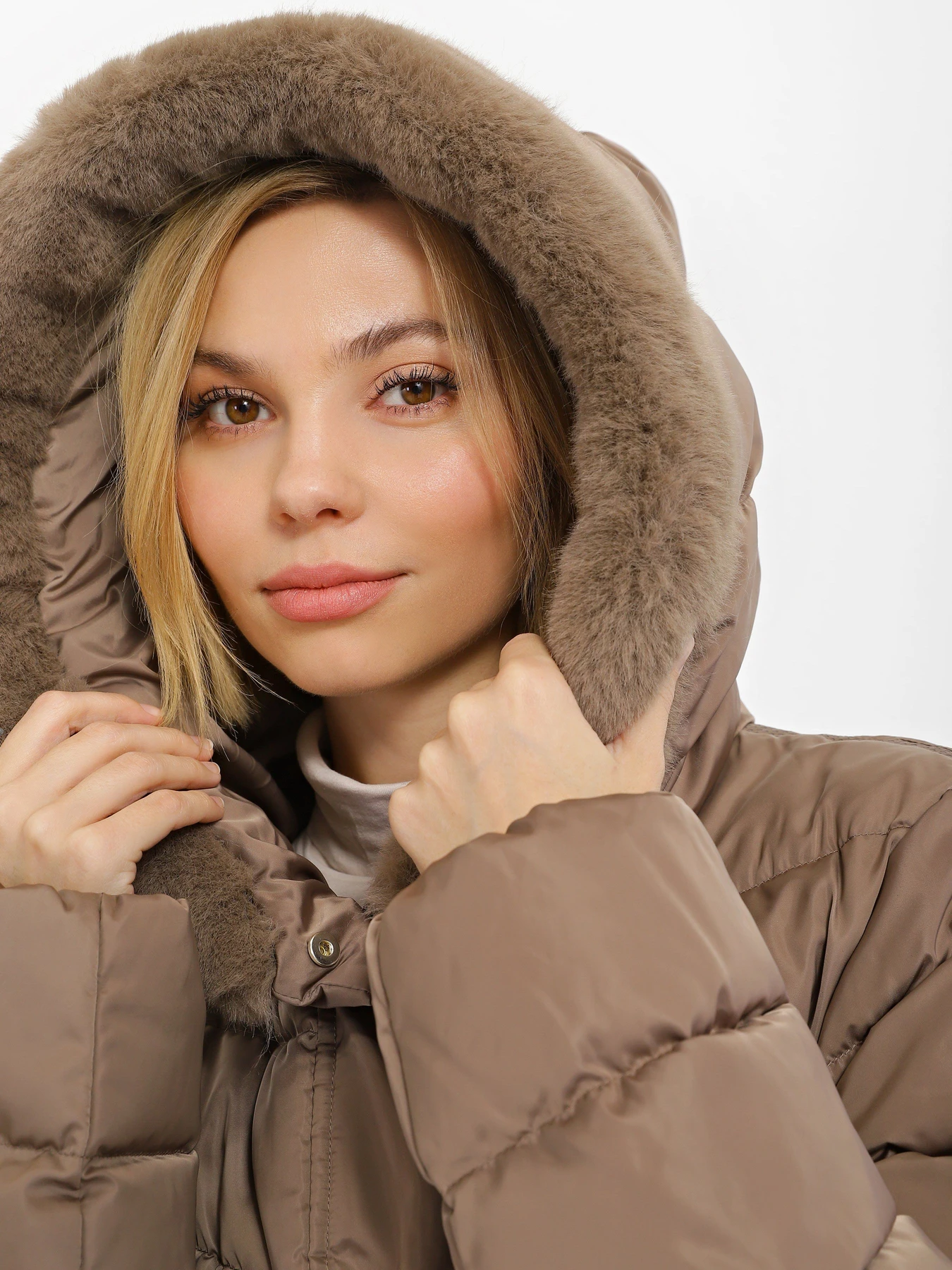 Куртки та дублянки Geox Chloo модель W2625M-T2655-F6218 Куртки та дублянки Geox Chloo модель W2625M-T2655-F6218 Фото