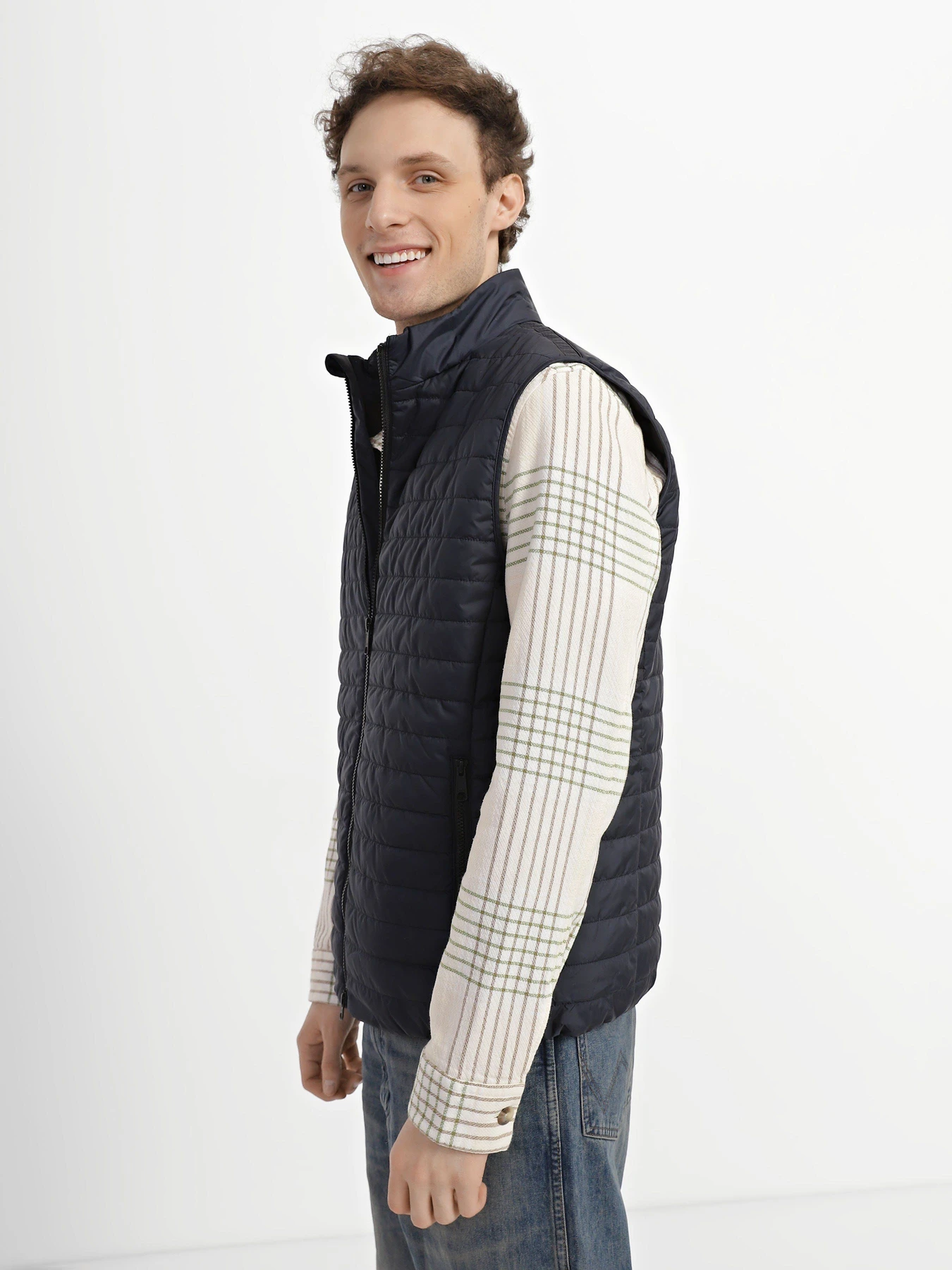 Куртки та дублянки Geox Wilmer Sky Captain модель M3522G-T2973-F1624 Куртки та дублянки Geox Wilmer Sky Captain модель M3522G-T2973-F1624 Фото