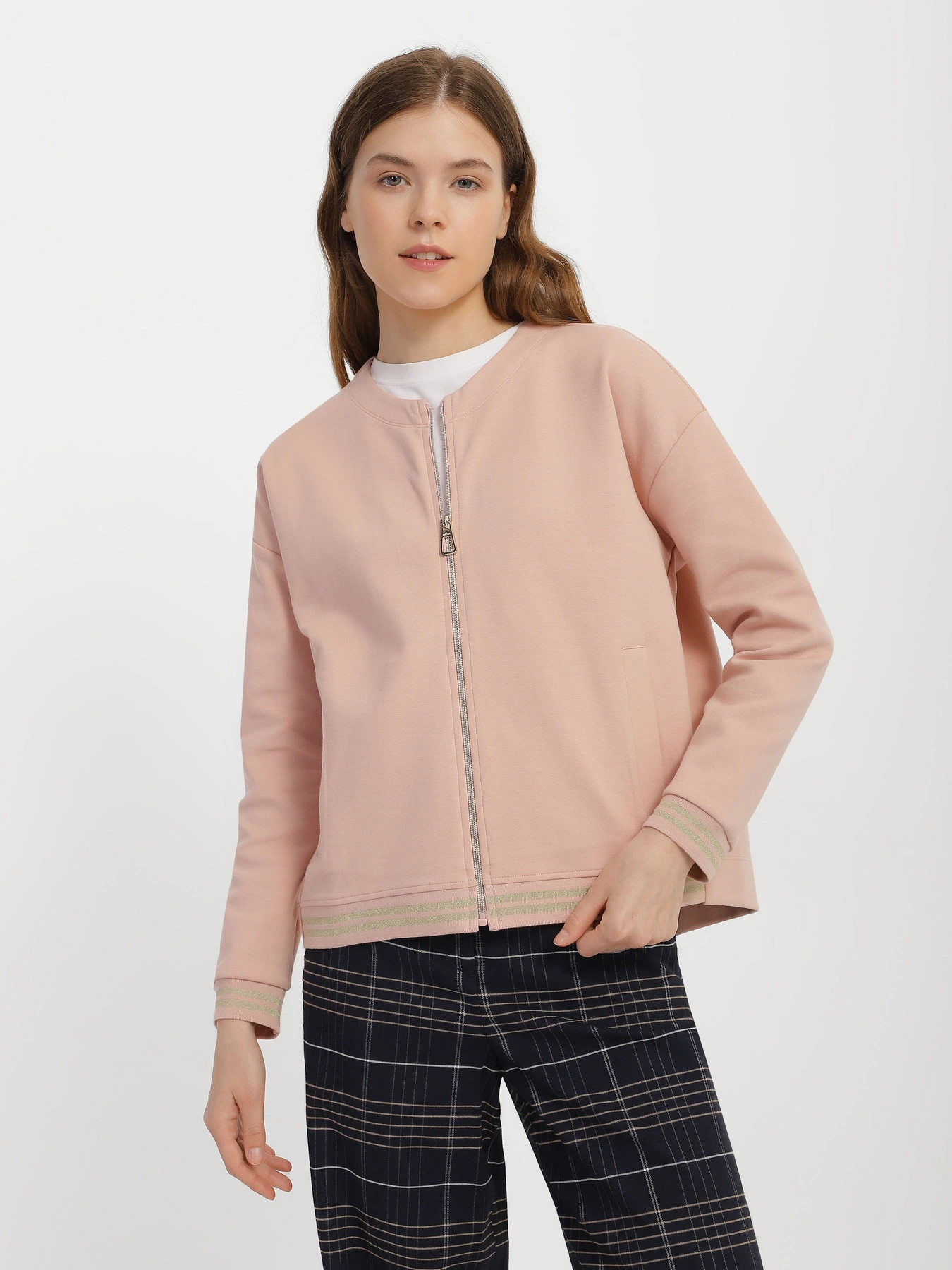 Худи и свитшоты Geox Sweater модель W3575J-T2999-F8310 Худи и свитшоты Geox Sweater модель W3575J-T2999-F8310 Фото