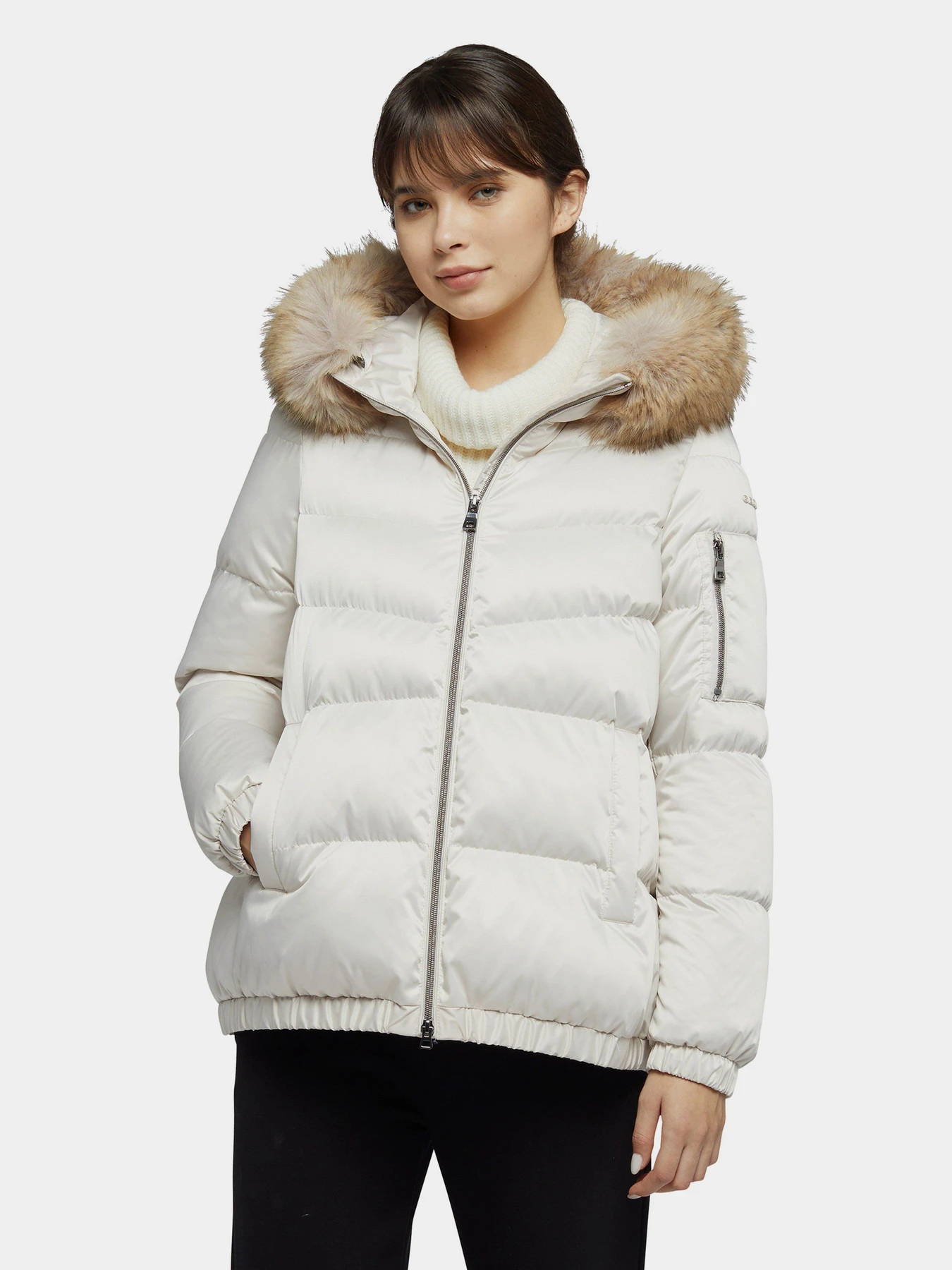 Куртки та дублянки Geox Backsie модель W3628S-T3013-F1723 Куртки та дублянки Geox Backsie модель W3628S-T3013-F1723 Фото