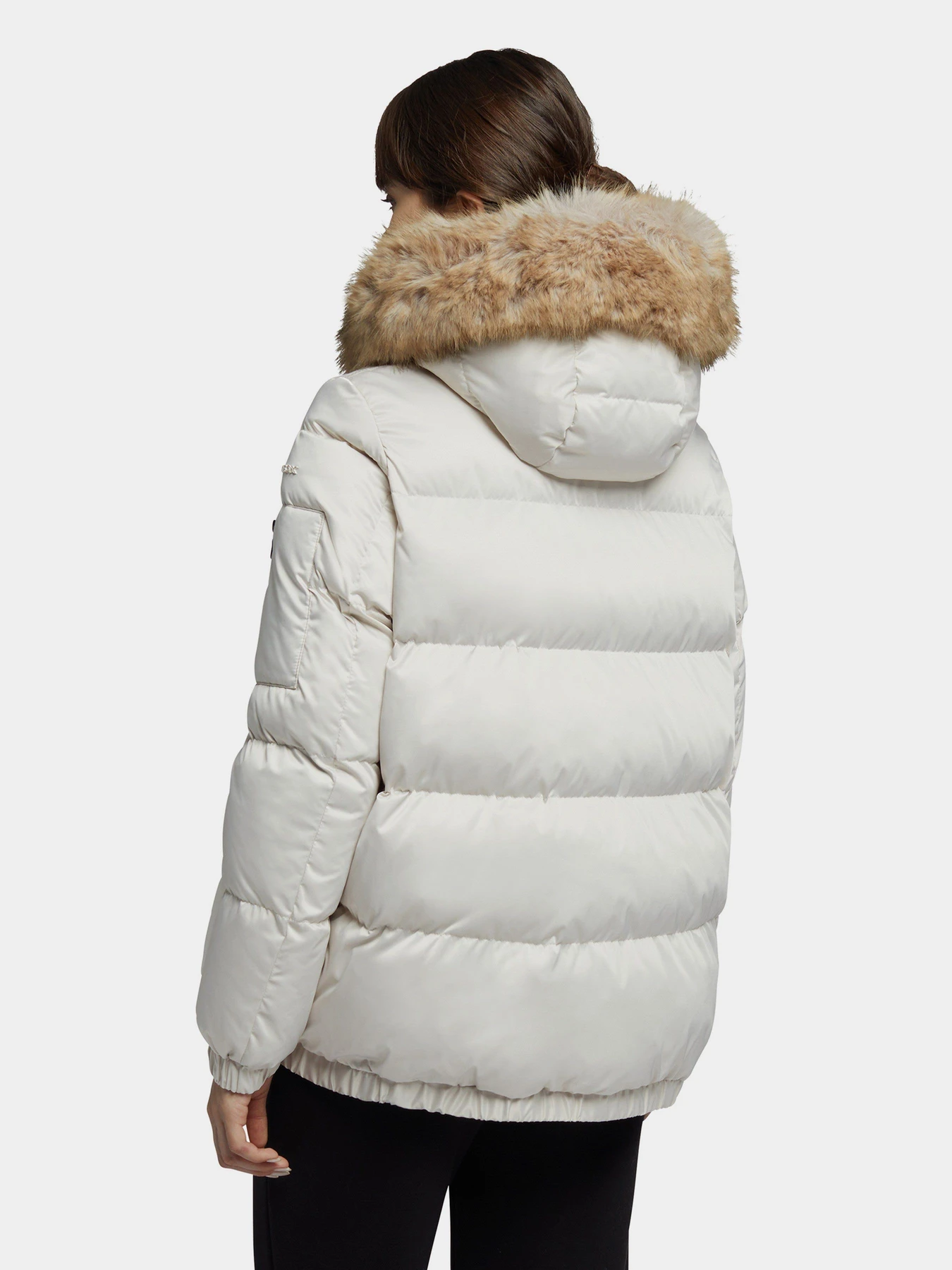 Куртки та дублянки Geox Backsie модель W3628S-T3013-F1723 Куртки та дублянки Geox Backsie модель W3628S-T3013-F1723 Фото