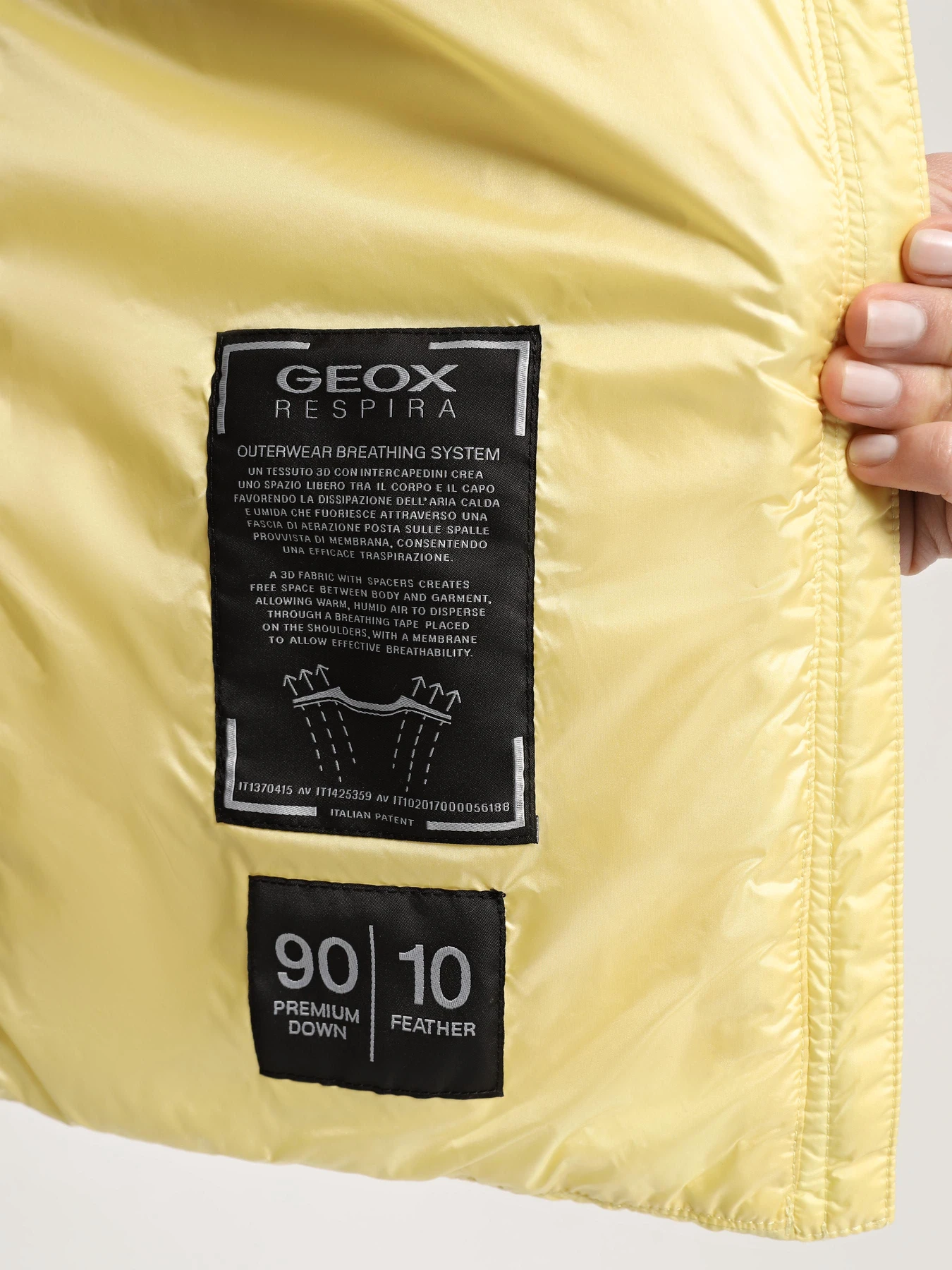 Куртки и дубленки Geox Jaysen модель W4525A-T3059-F2218 Фото