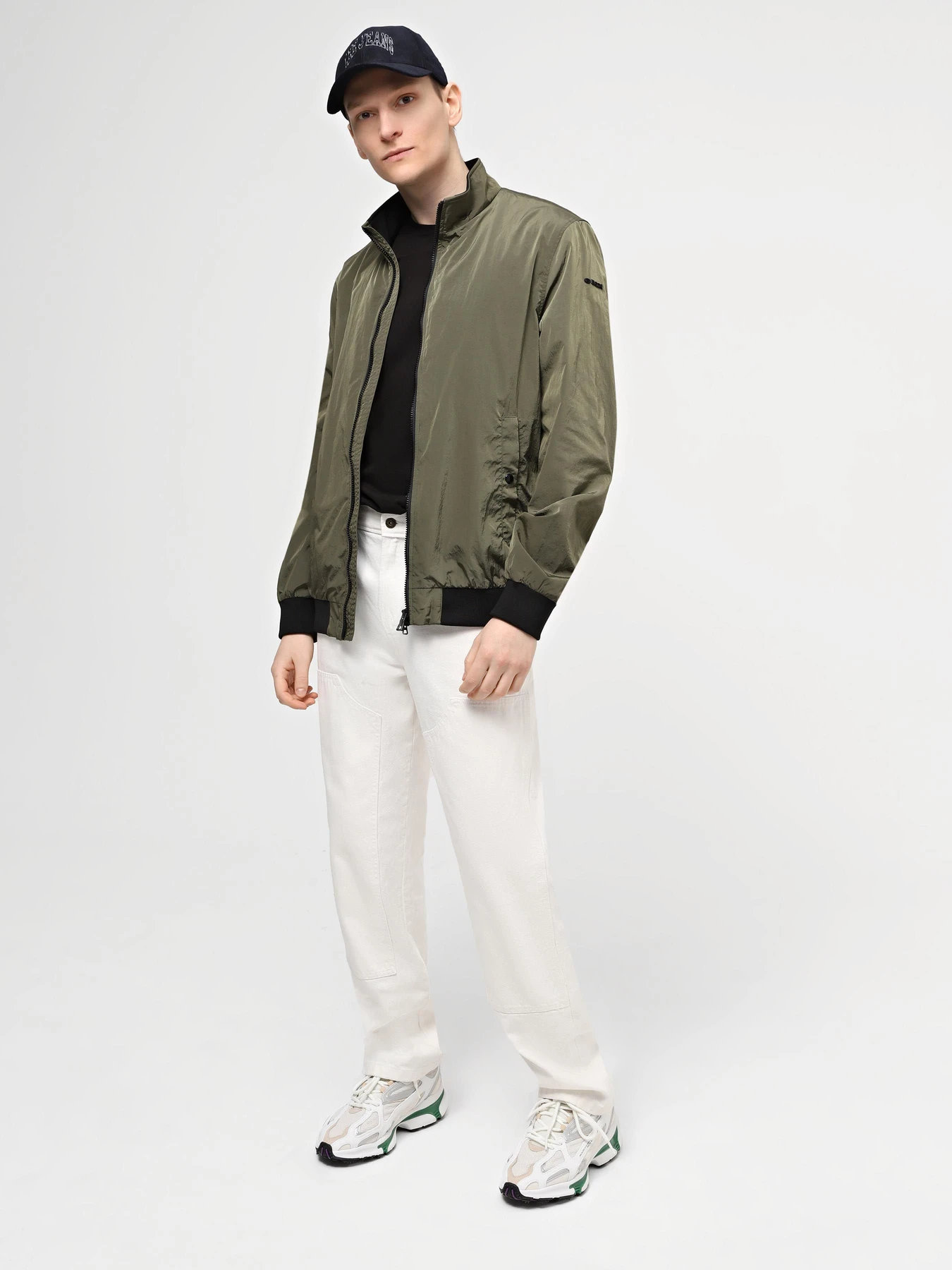 Куртки и дубленки Geox Deiven Bomber модель M4522S-T3079-F3511 Фото