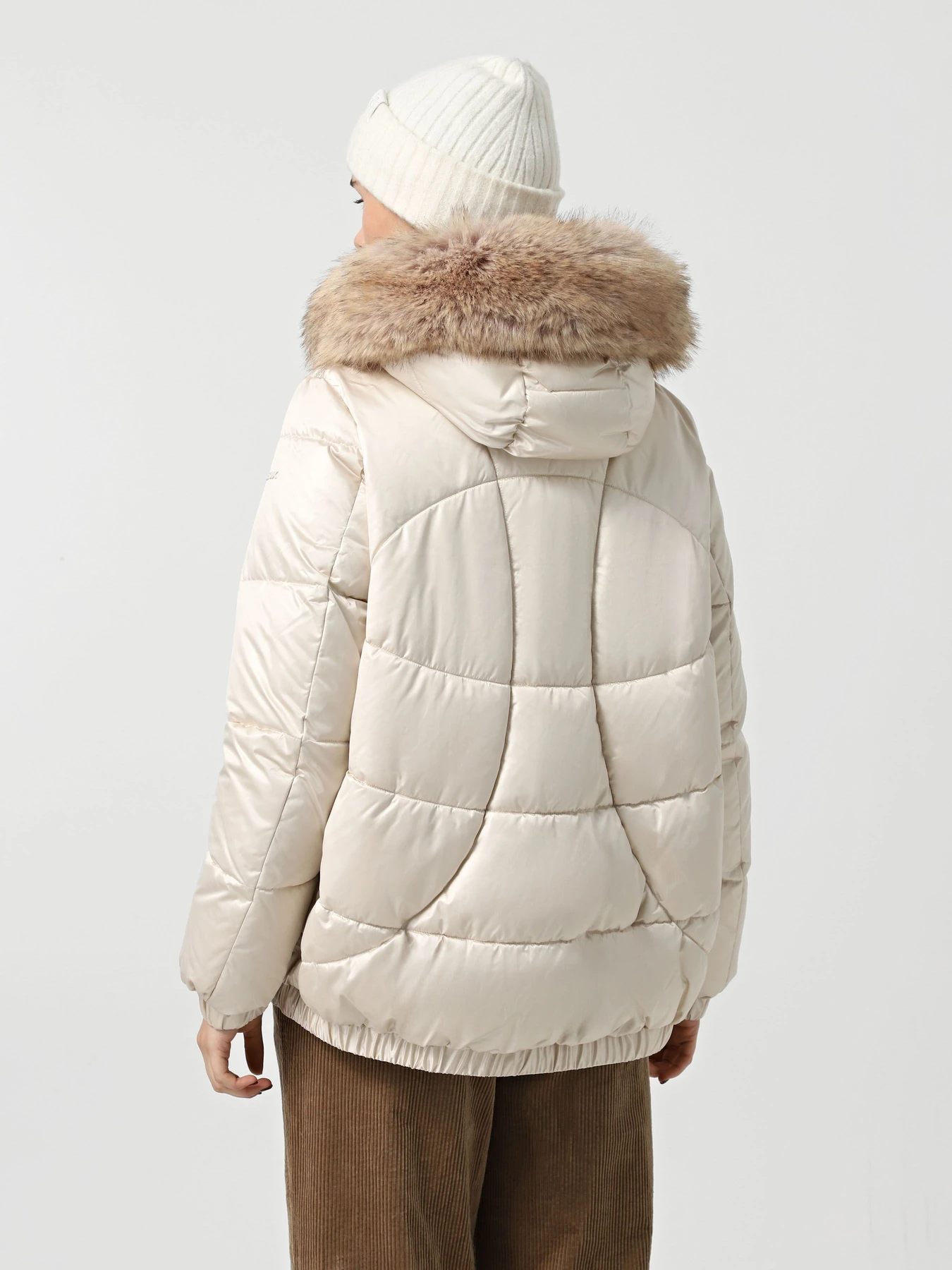 Куртки та дублянки Geox Backsie модель W4628S-T2843-F1723 Куртки та дублянки Geox Backsie модель W4628S-T2843-F1723 Фото