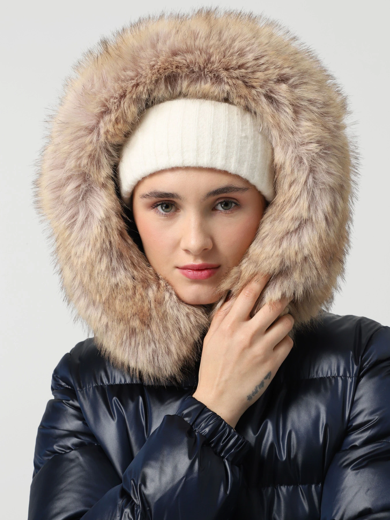 Куртки та дублянки Geox Backsie модель W4628H-T2843-F1624 Куртки та дублянки Geox Backsie модель W4628H-T2843-F1624 Фото