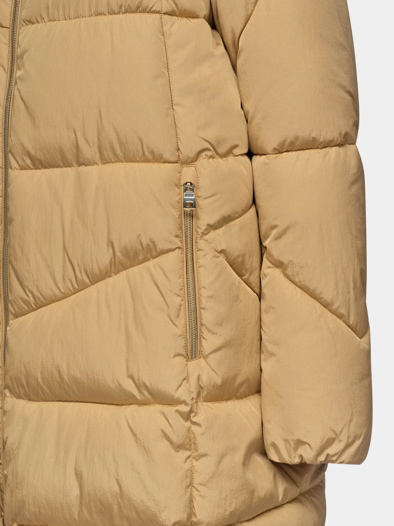 Куртки та дублянки Geox Damiana модель W4628F-T3133-F5233 Куртки та дублянки Geox Damiana модель W4628F-T3133-F5233 Фото