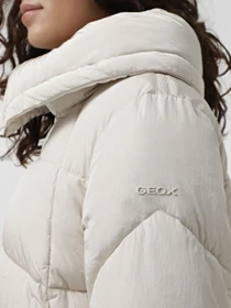 Куртки и дубленки Geox Damiana модель W4628G-T3133-F1723 Фото