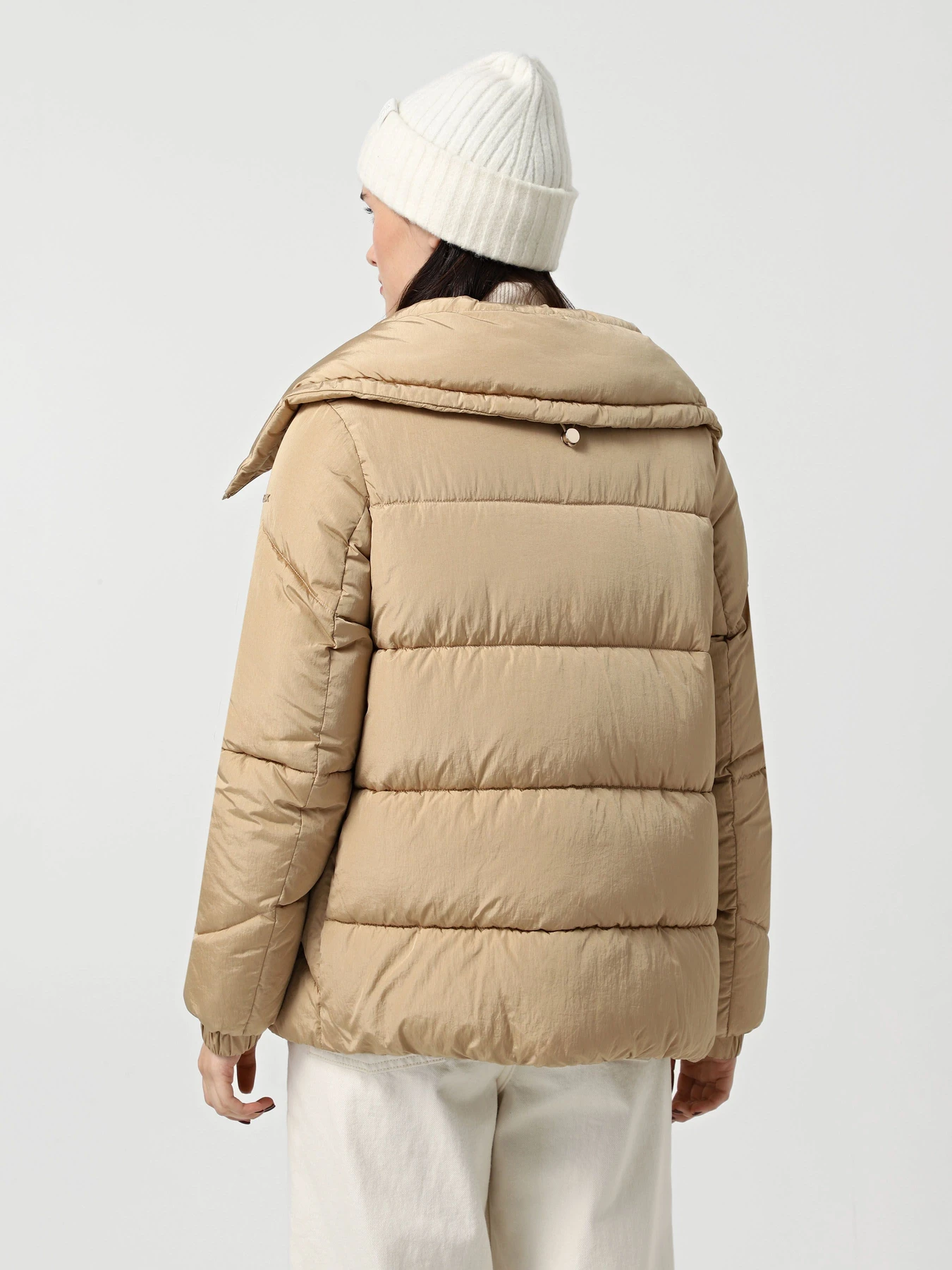 Куртки та дублянки Geox Damiana модель W4628G-T3133-F5233 Куртки та дублянки Geox Damiana модель W4628G-T3133-F5233 Фото