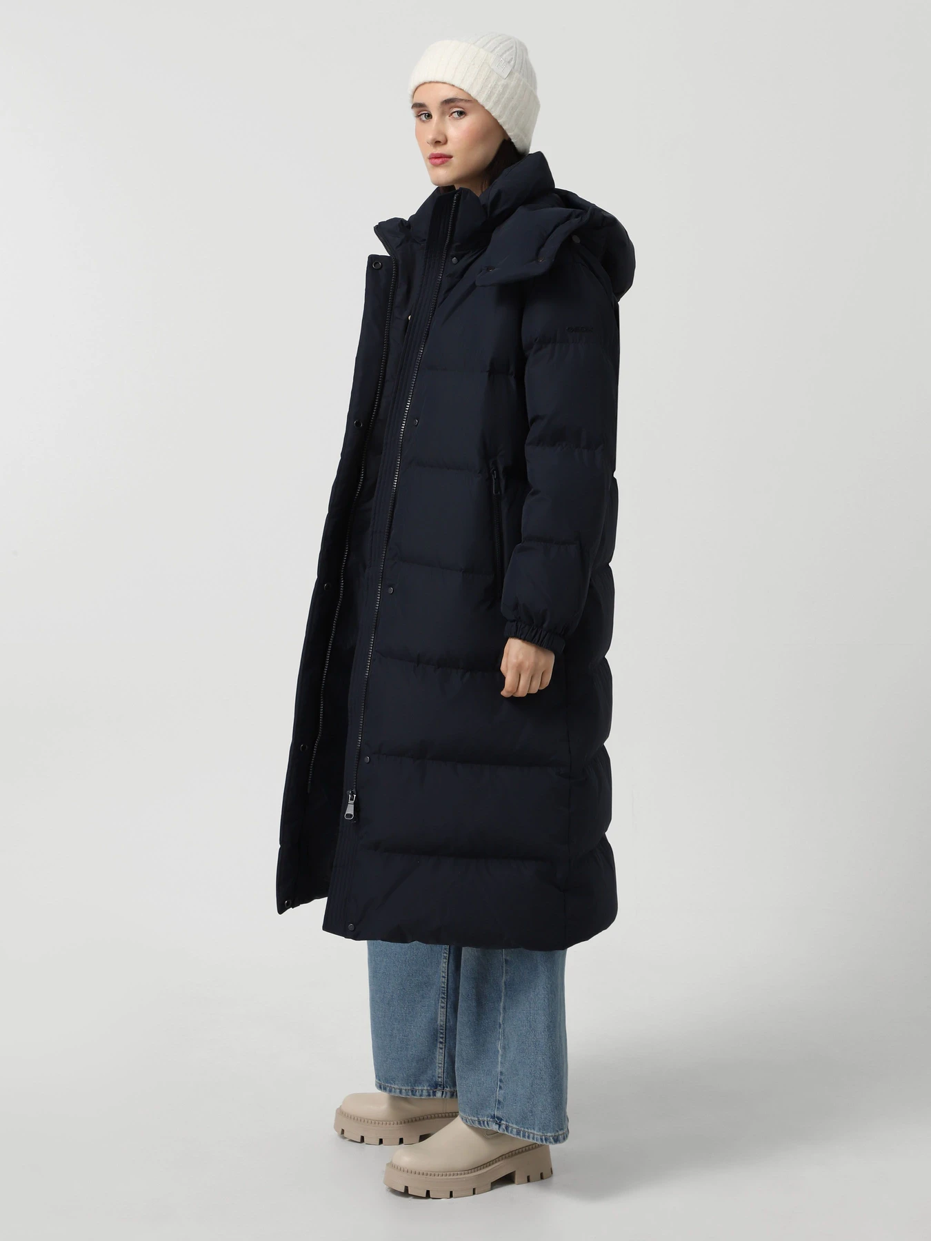 Куртки та дублянки Geox Larysse модель W4625R-T3155-F1624 Куртки та дублянки Geox Larysse модель W4625R-T3155-F1624 Фото
