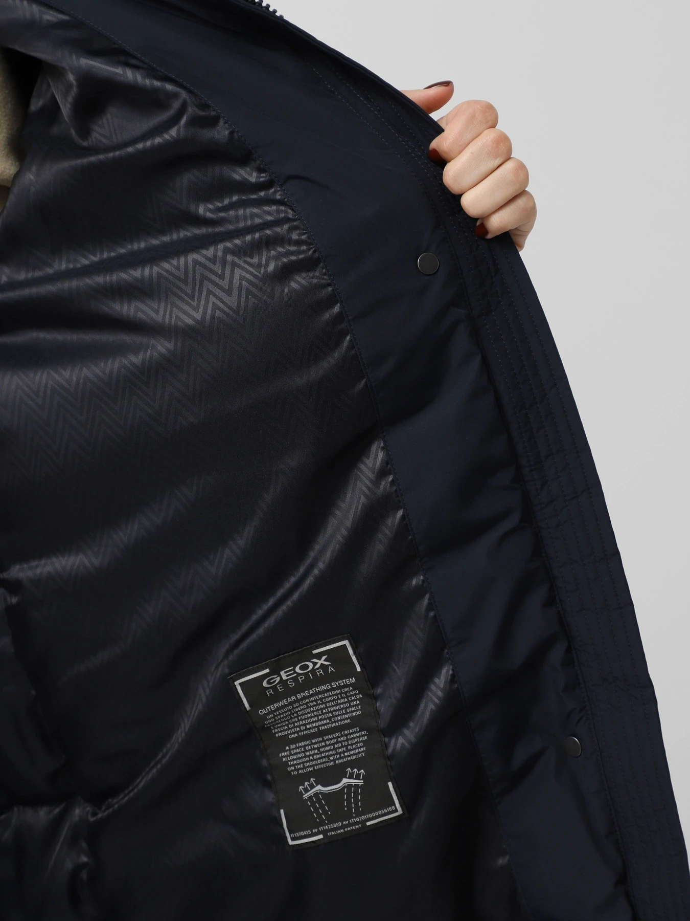 Куртки та дублянки Geox Larysse модель W4625R-T3155-F1624 Куртки та дублянки Geox Larysse модель W4625R-T3155-F1624 Фото