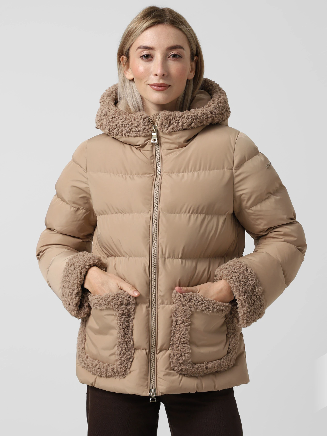 Куртки и дубленки Geox модель W5628D-T3266-F5228 Куртки и дубленки Geox модель W5628D-T3266-F5228 Фото