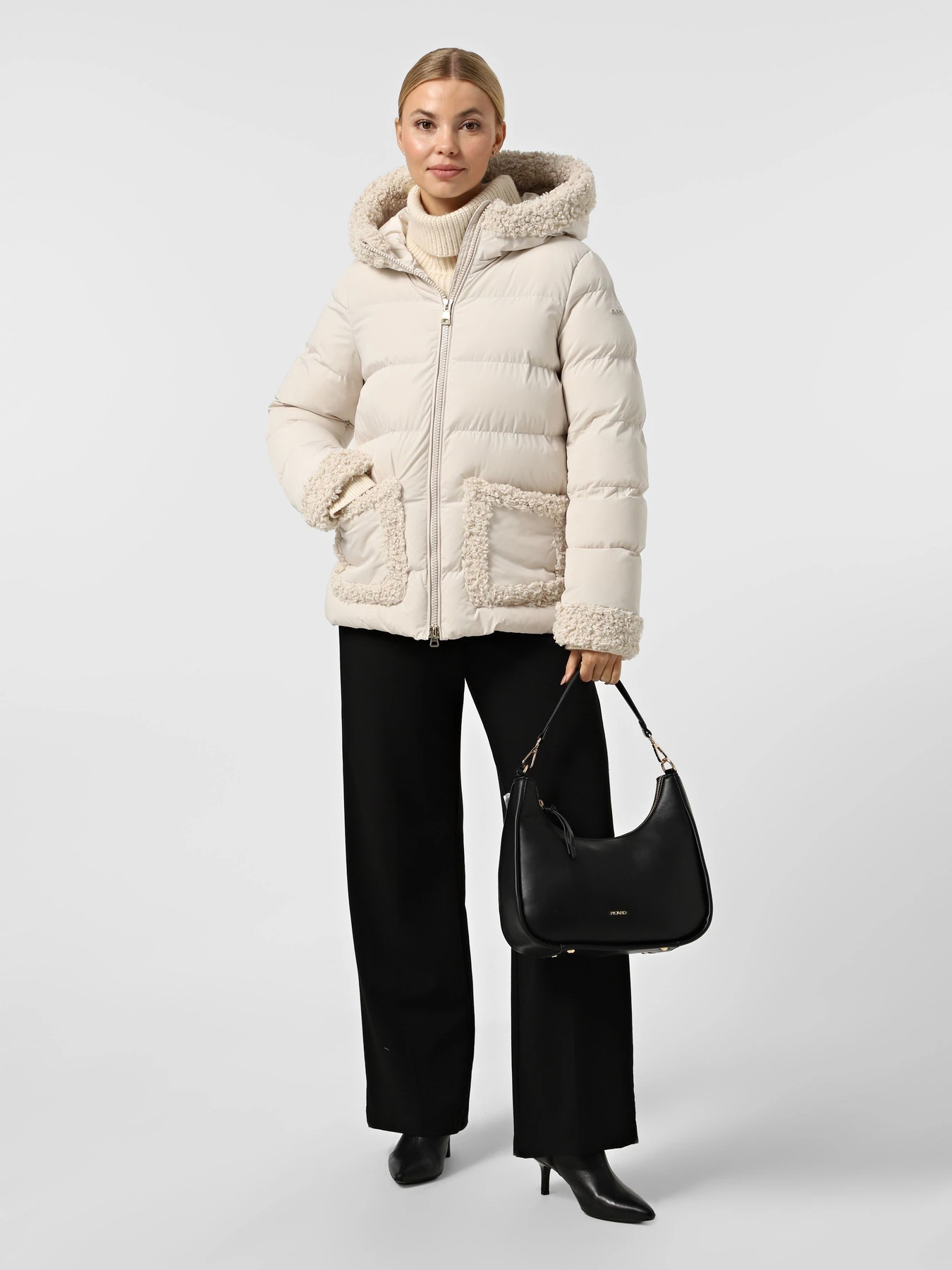 Куртки и дубленки Geox модель W5628D-T3266-F5272 Фото