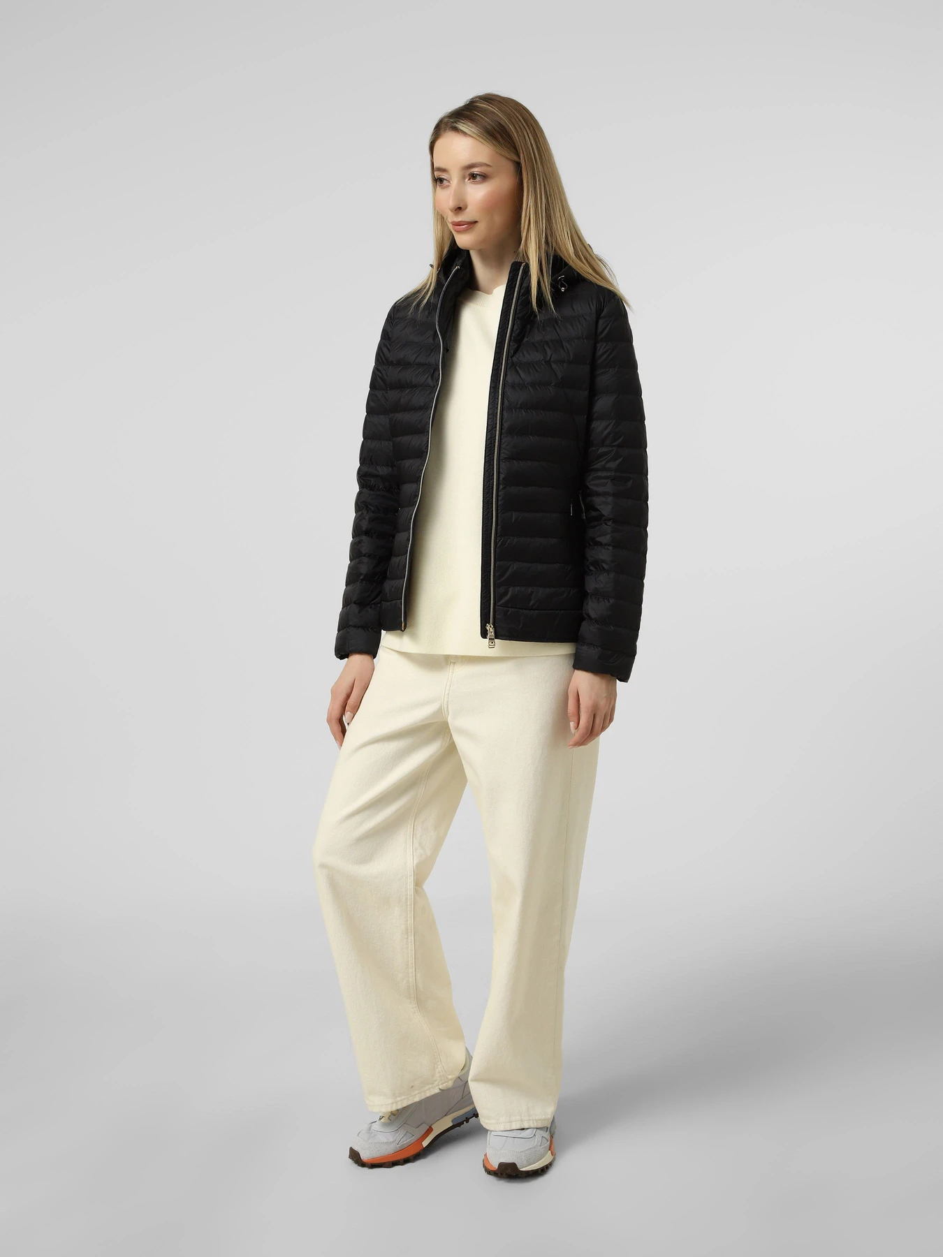 Куртки и дубленки Geox JAYSEN модель W6525B-T3146-F1624 Фото