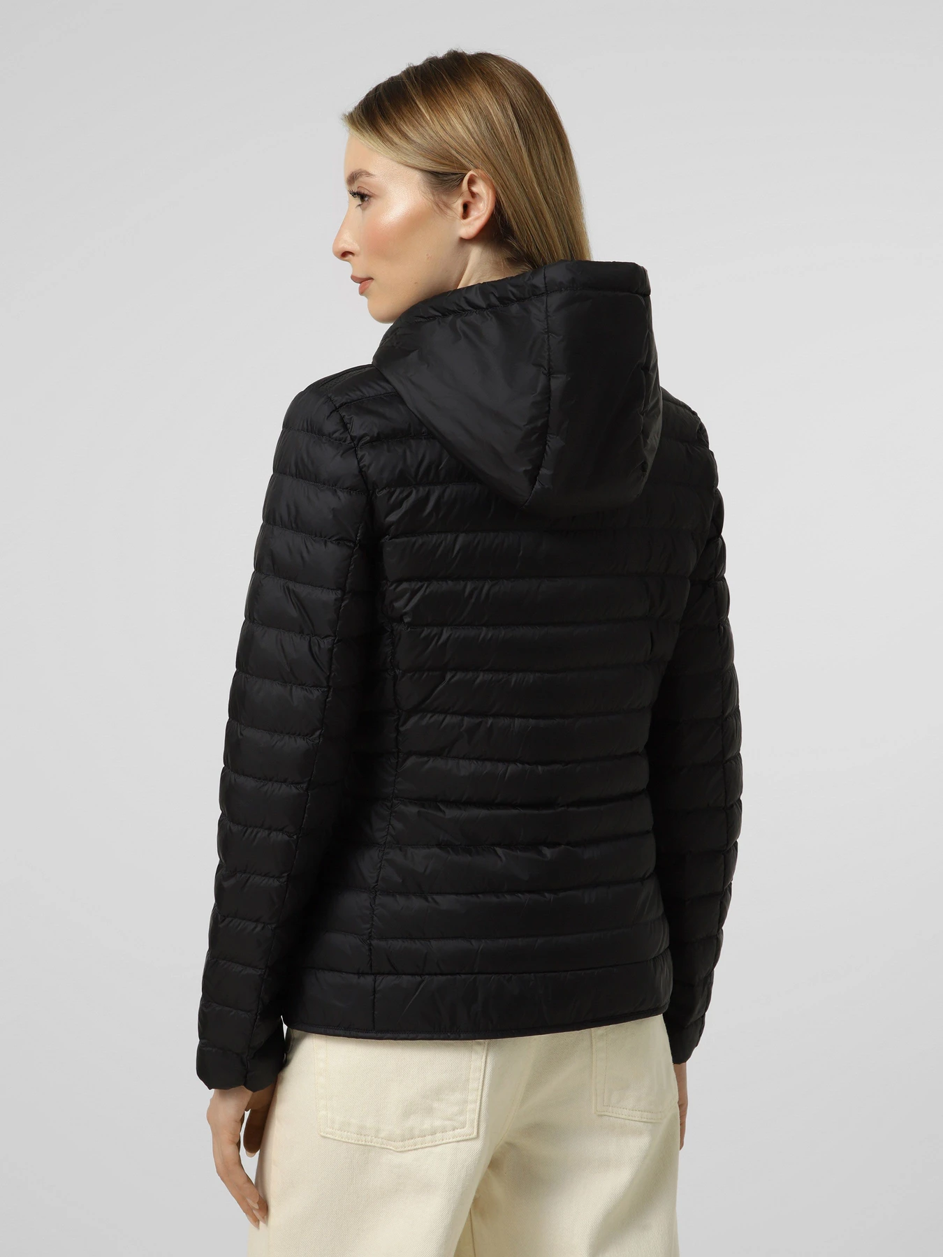 Куртки и дубленки Geox JAYSEN модель W6525B-T3146-F1624 Куртки и дубленки Geox JAYSEN модель W6525B-T3146-F1624 Фото