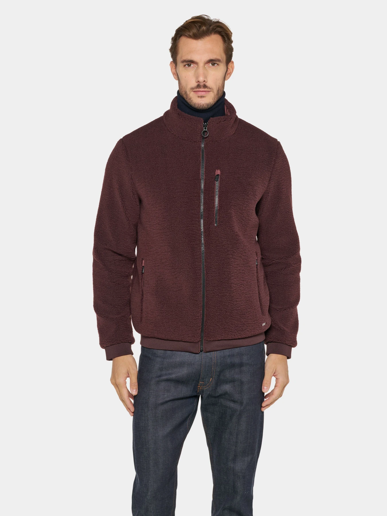 Худи и свитшоты Geox SWEATER модель M5675E-TC213-F1921 Худи и свитшоты Geox SWEATER модель M5675E-TC213-F1921 Фото