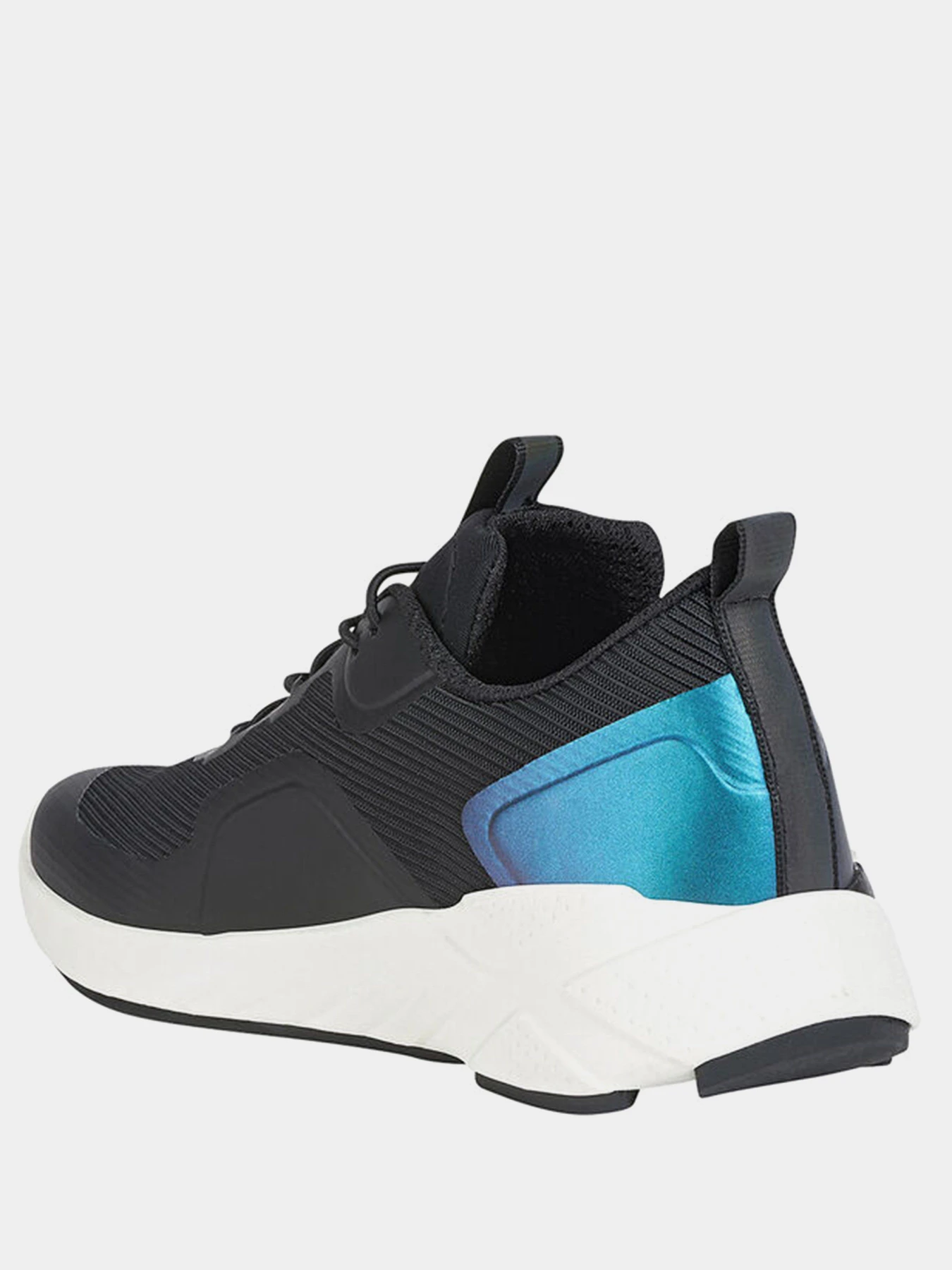 Кроссовки Geox Playkix модель J04DDA-011BC-C9999 Кроссовки Geox Playkix модель J04DDA-011BC-C9999 Фото
