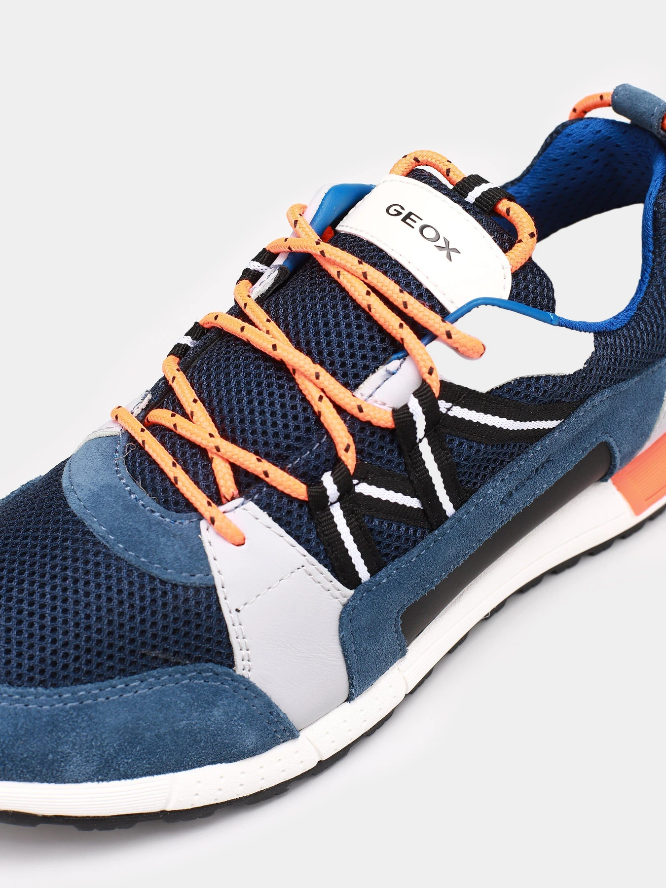 Кроссовки Geox ALBEN модель J159EE-02214-C4263 Кроссовки Geox ALBEN модель J159EE-02214-C4263 Фото