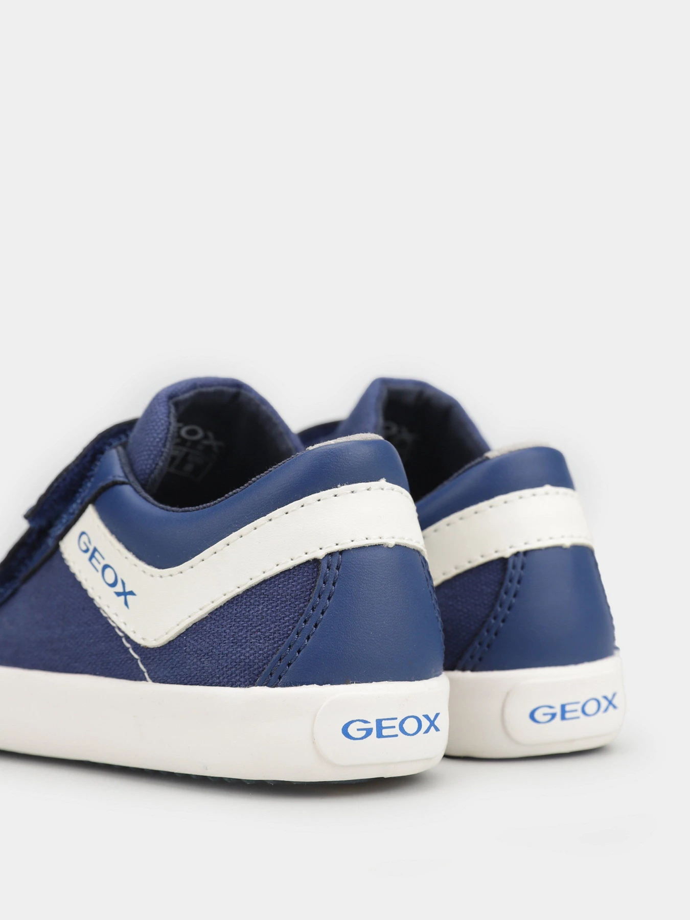 Кроссовки Geox Gisli модель B151NB-01054-C4211 Кроссовки Geox Gisli модель B151NB-01054-C4211 Фото