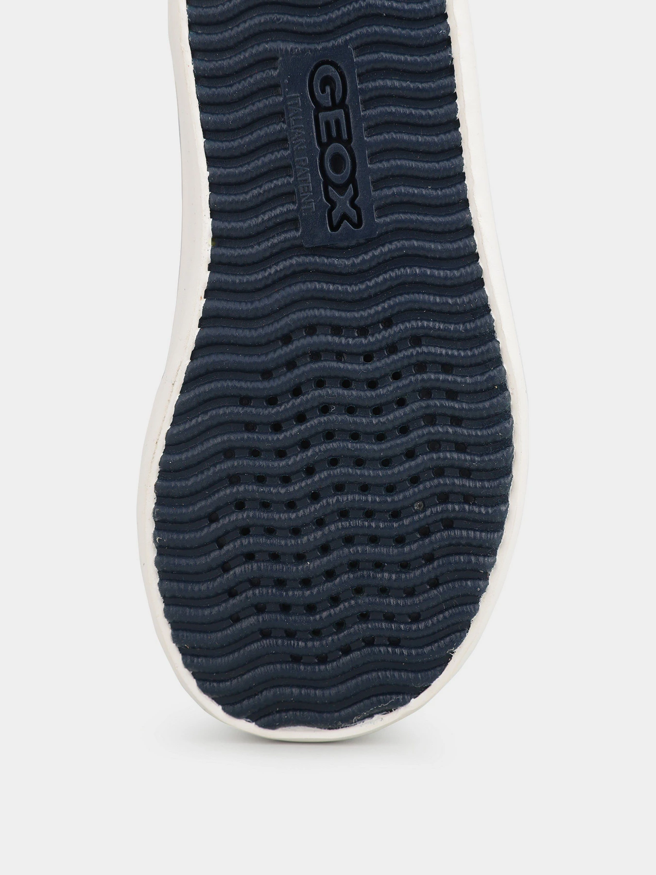 Кроссовки Geox Gisli модель B151NB-01054-C4211 Кроссовки Geox Gisli модель B151NB-01054-C4211 Фото
