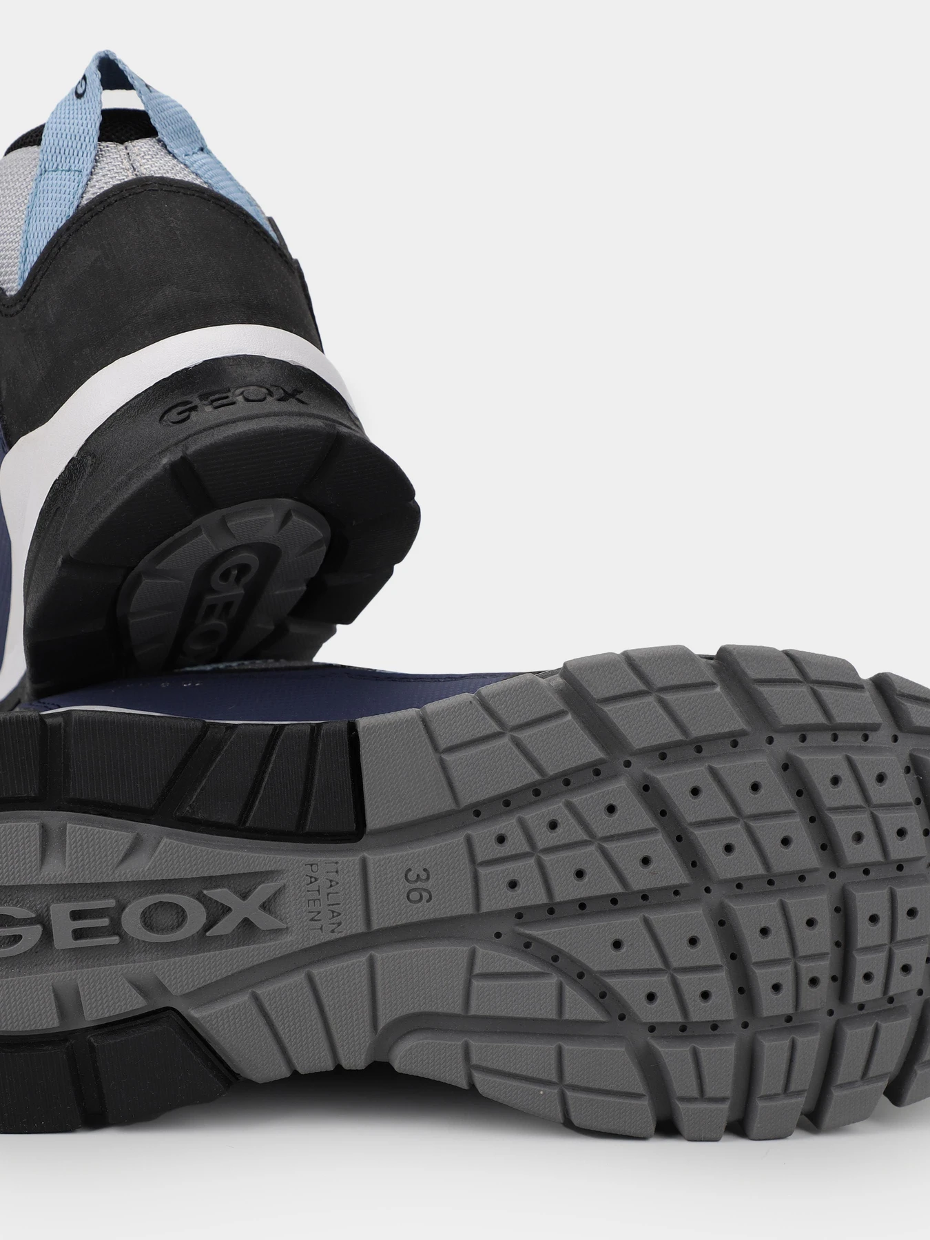 Кроссовки Geox Montrack модель J26HBB-0FUCE-C0661 Фото