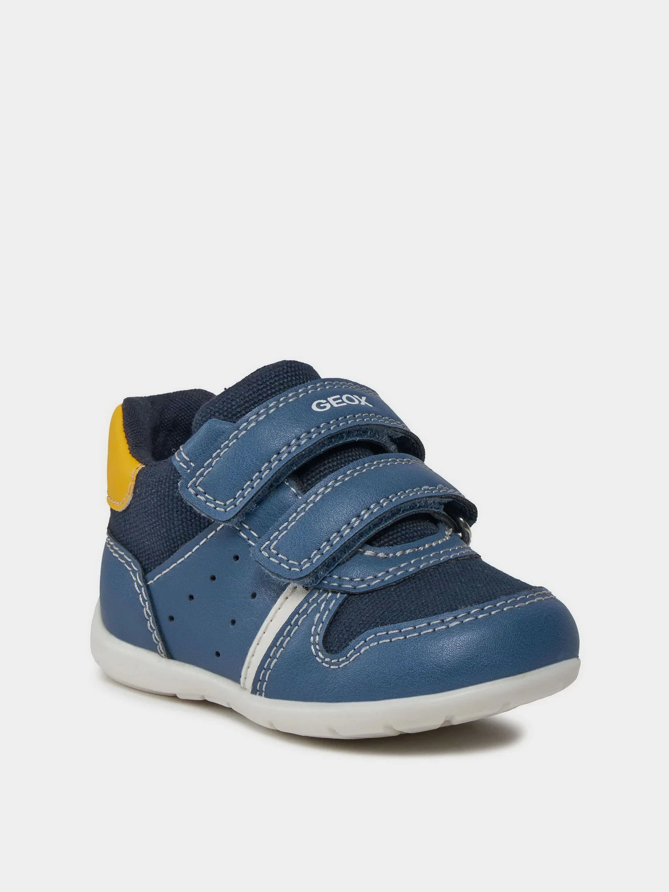 Кросівки Geox B Elthan Boy модель B451PA-05410-C4B2G Фото