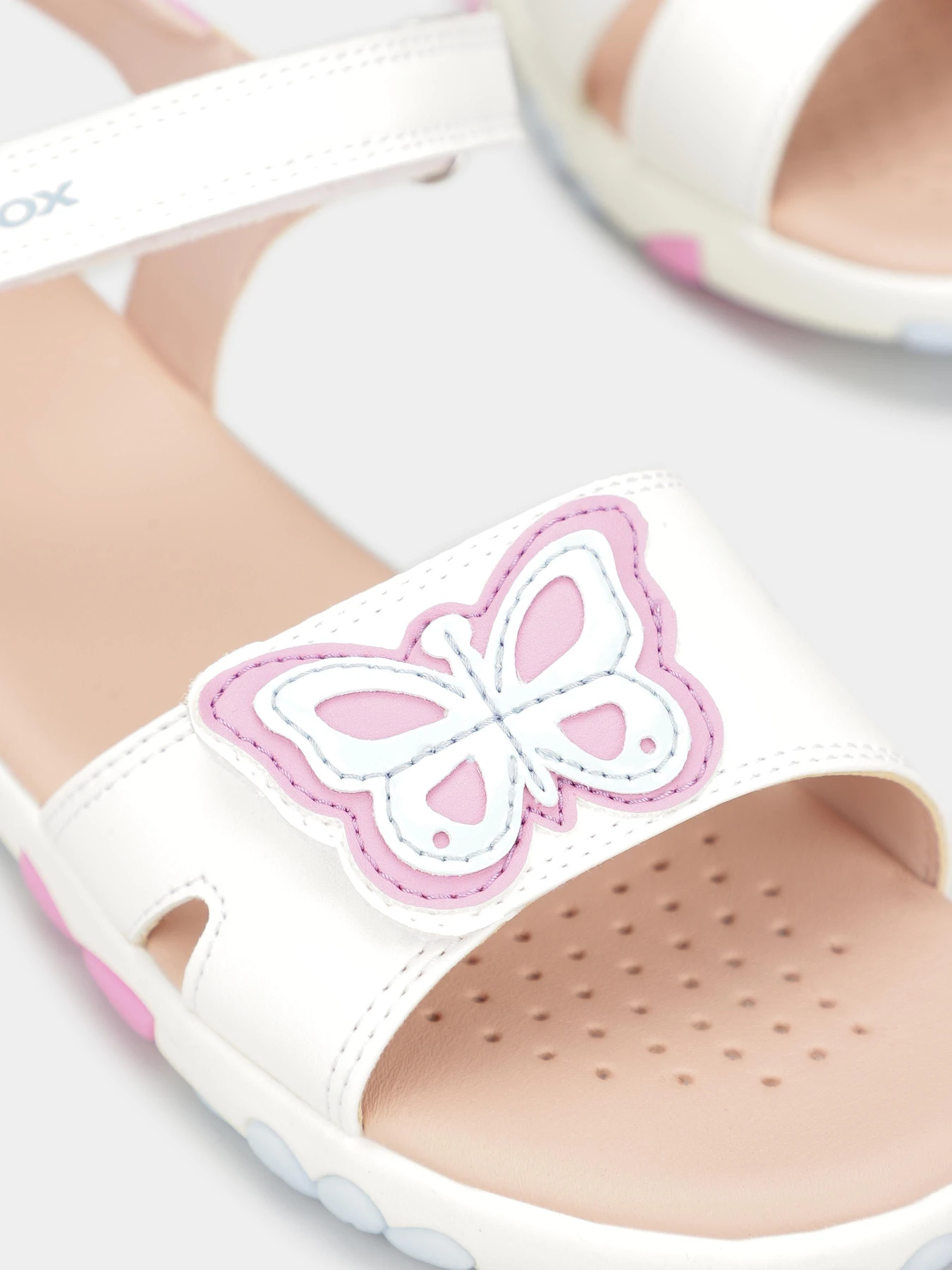 Сандалии Geox J Sandal Haiti Girl модель J458ZA-000BC-C1364 Сандалии Geox J Sandal Haiti Girl модель J458ZA-000BC-C1364 Фото