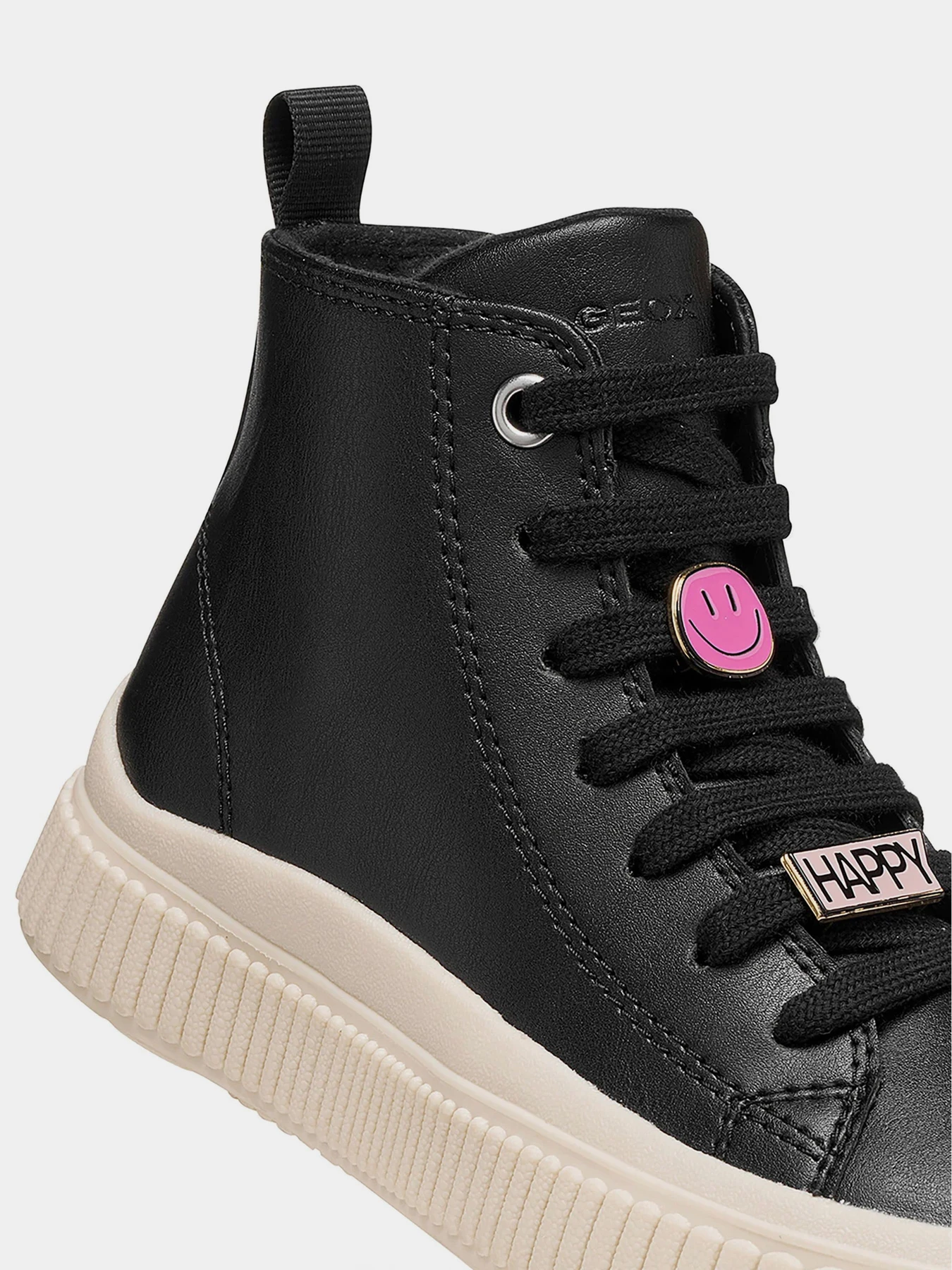 Ботинки и сапоги Geox J LAQUINNY GIRL модель J66M3A-000BC-C9999 Ботинки и сапоги Geox J LAQUINNY GIRL модель J66M3A-000BC-C9999 Фото