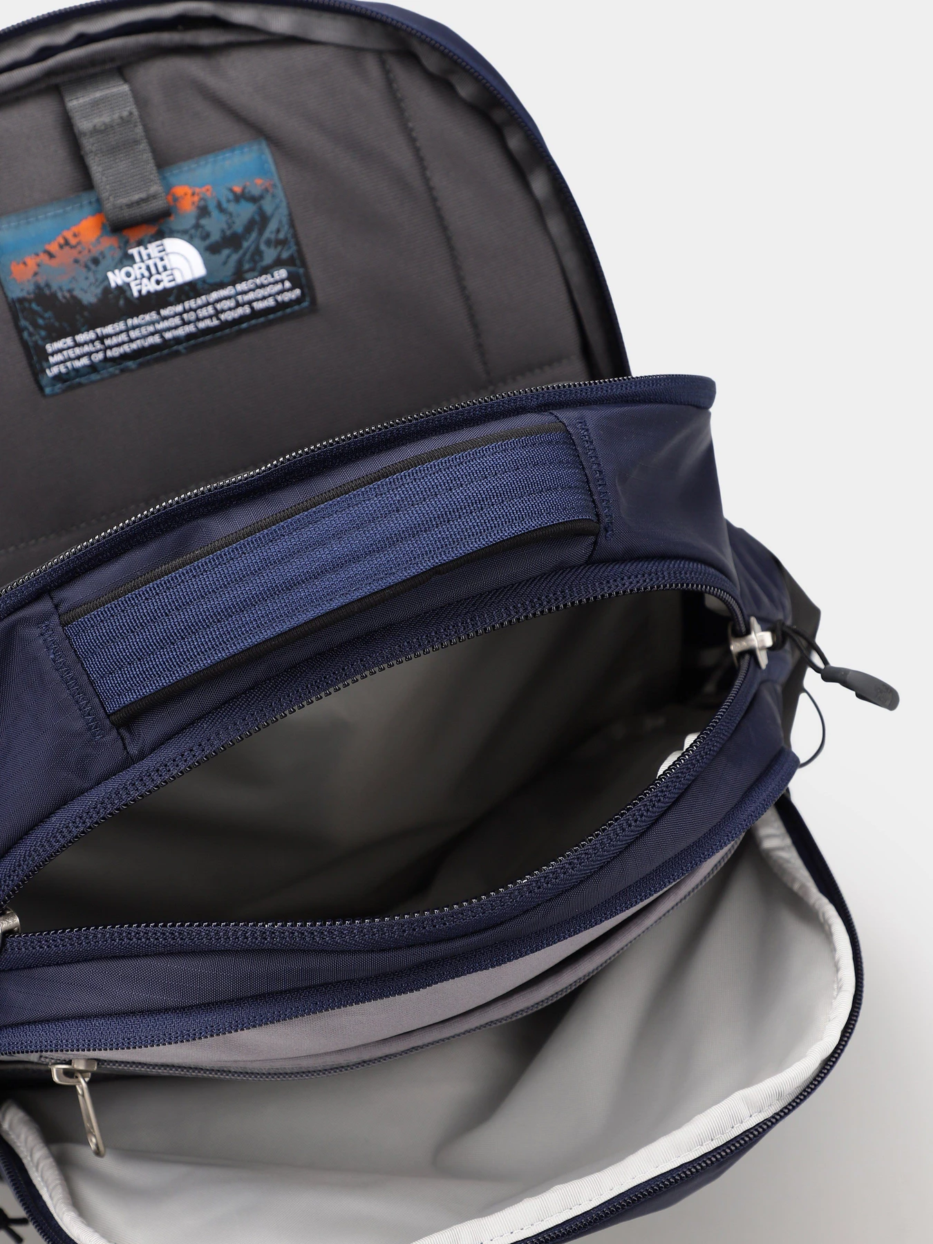Рюкзаки The North Face Borealis 28L модель NF0A52SER811 Рюкзаки The North Face Borealis 28L модель NF0A52SER811 Фото