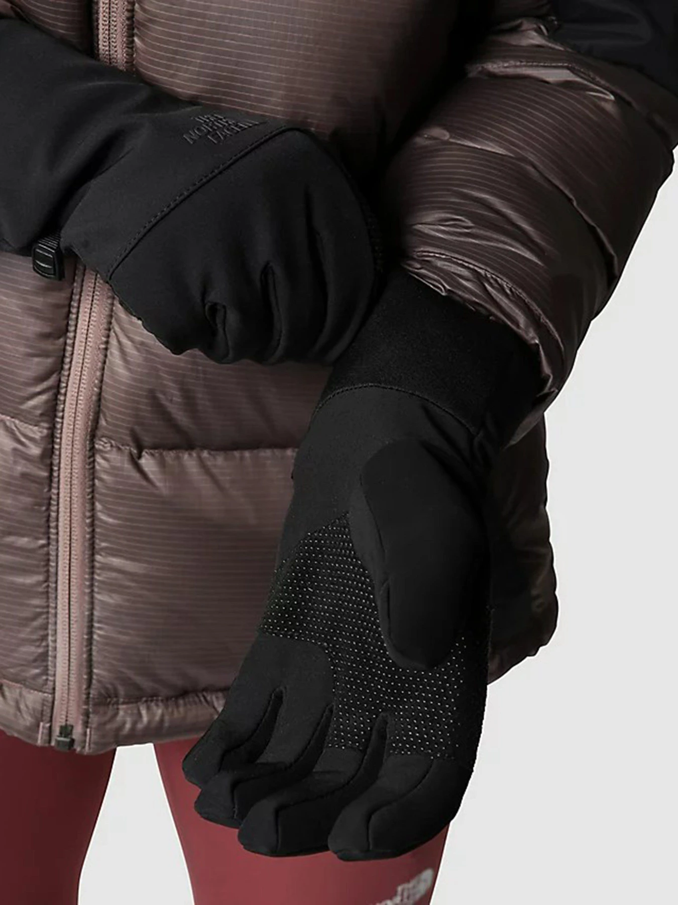 Перчатки и варежки The North Face Apex Insulated Etip модель NF0A7RHHJK31 Фото