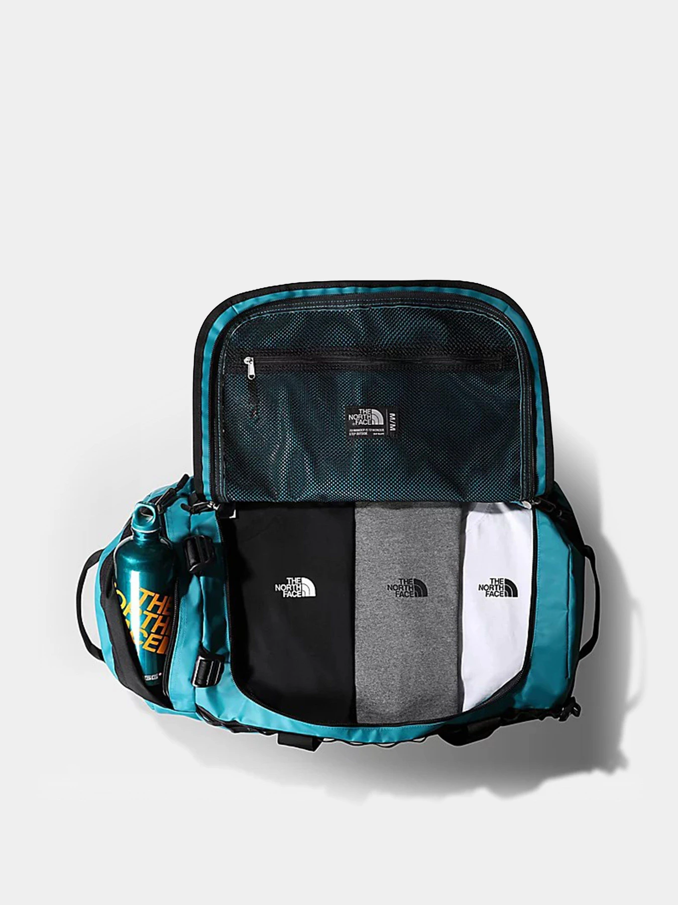 Дорожные сумки и чемоданы The North Face Base Camp Duffel-M модель NF0A52SAXRX1 Дорожные сумки и чемоданы The North Face Base Camp Duffel-M модель NF0A52SAXRX1 Фото