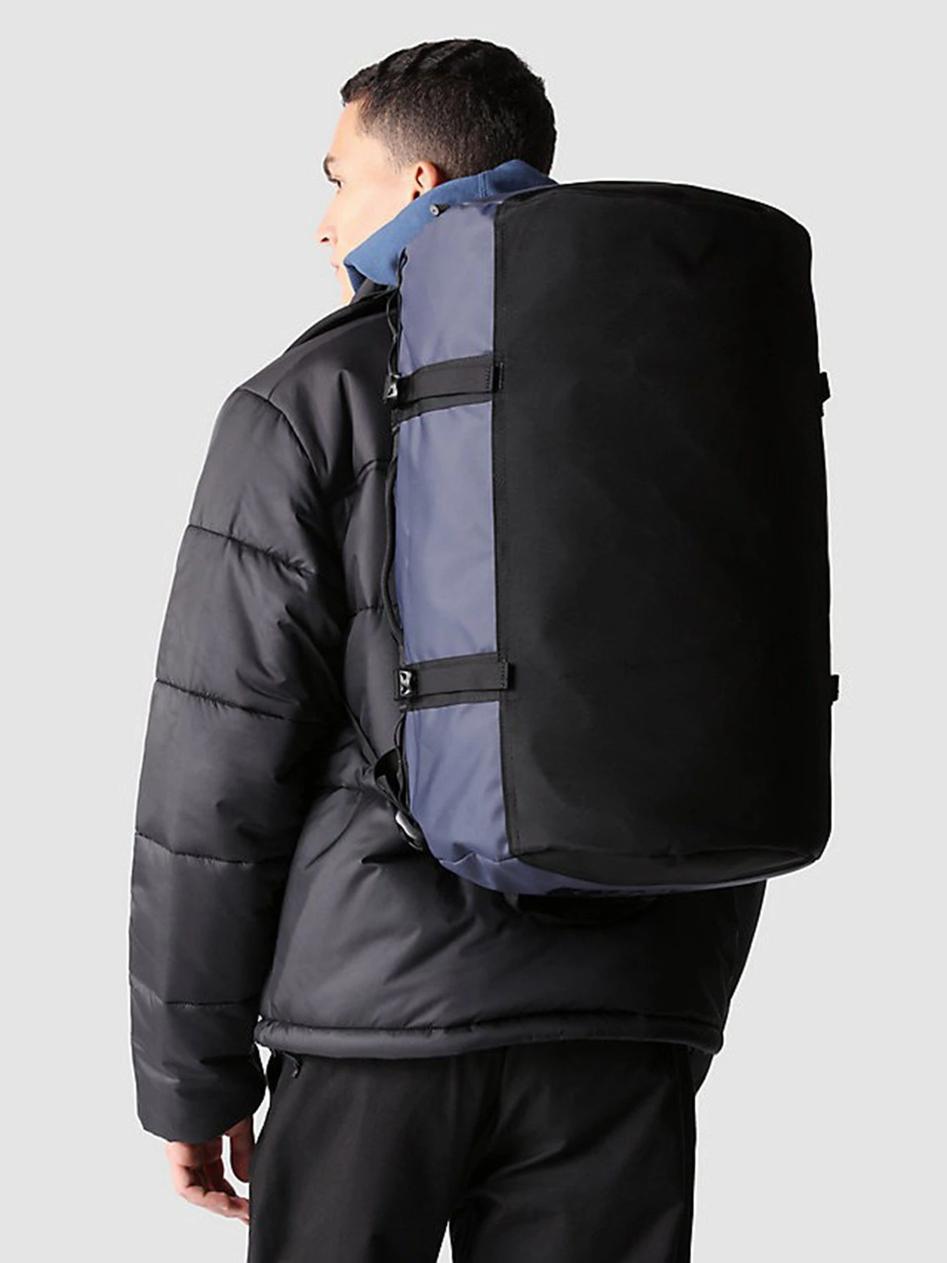 Дорожные сумки и чемоданы The North Face Base Camp Duffel модель NF0A52STR811 Фото