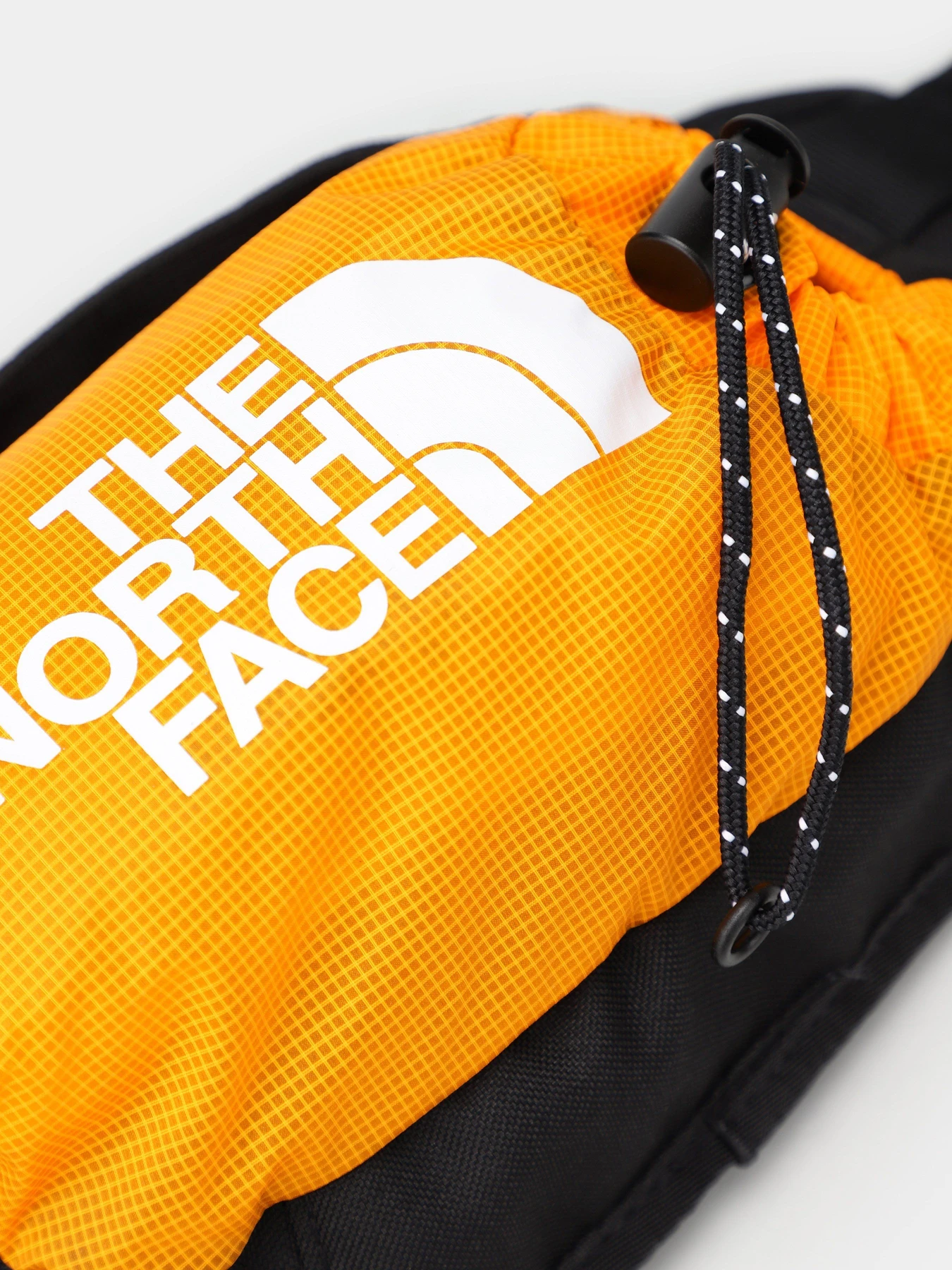 Сумки The North Face Bozer Hip Pack III-S модель NF0A52RX7Q61 Фото