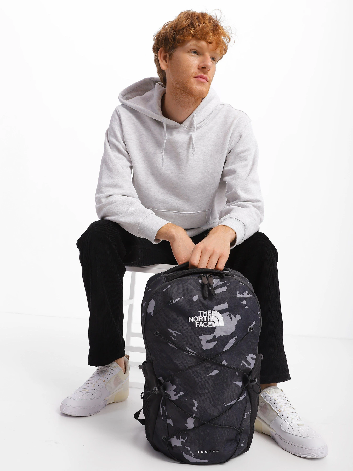 Рюкзаки The North Face Jester модель NF0A3VXF94G1 Рюкзаки The North Face Jester модель NF0A3VXF94G1 Фото
