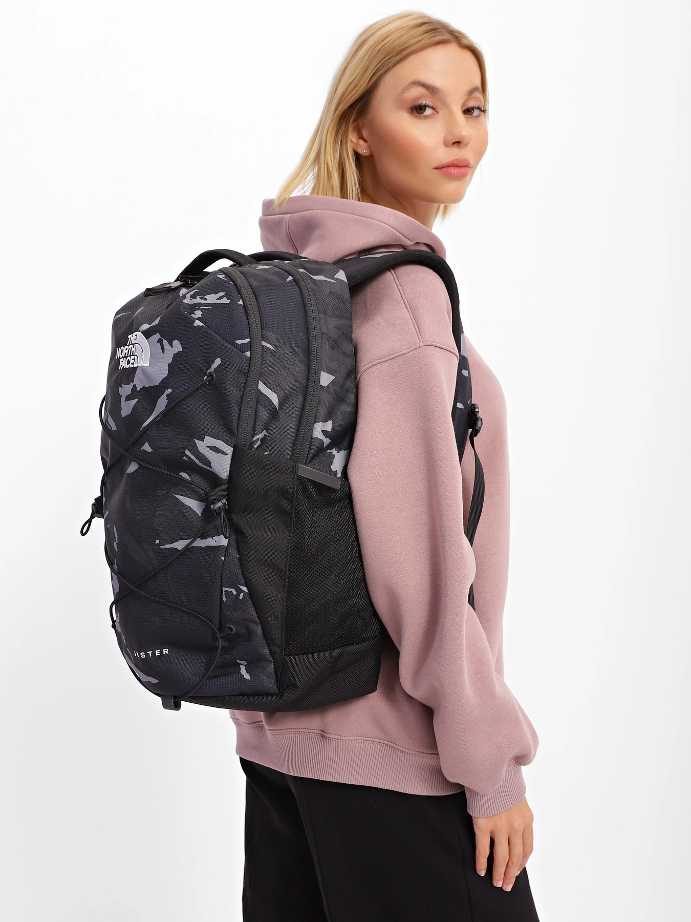 Рюкзаки The North Face Jester модель NF0A3VXF94G1 Рюкзаки The North Face Jester модель NF0A3VXF94G1 Фото