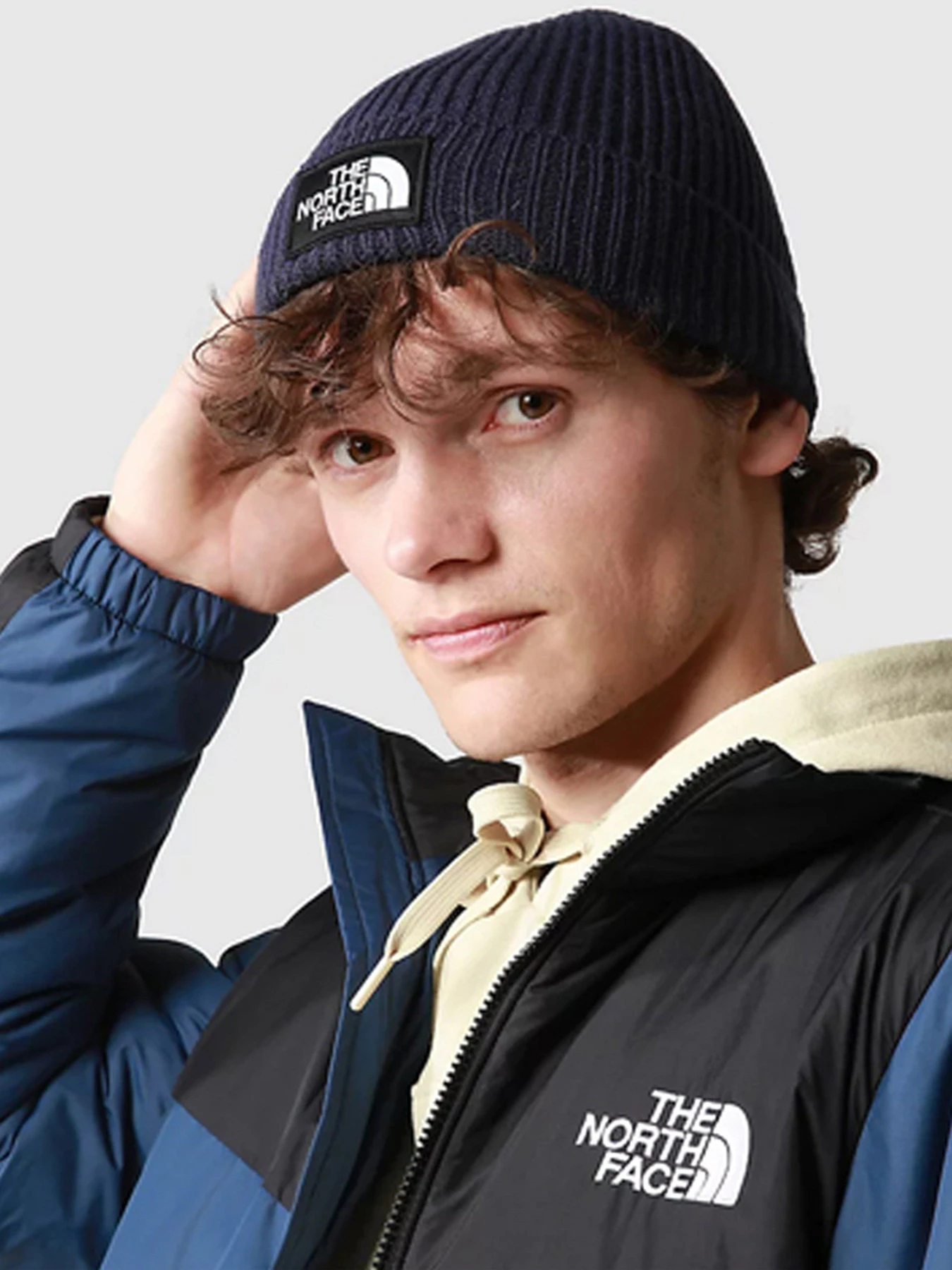 Шапки та кепки The North Face Logo Box Cuffed Beanie модель NF0A3FJX8K21 Фото