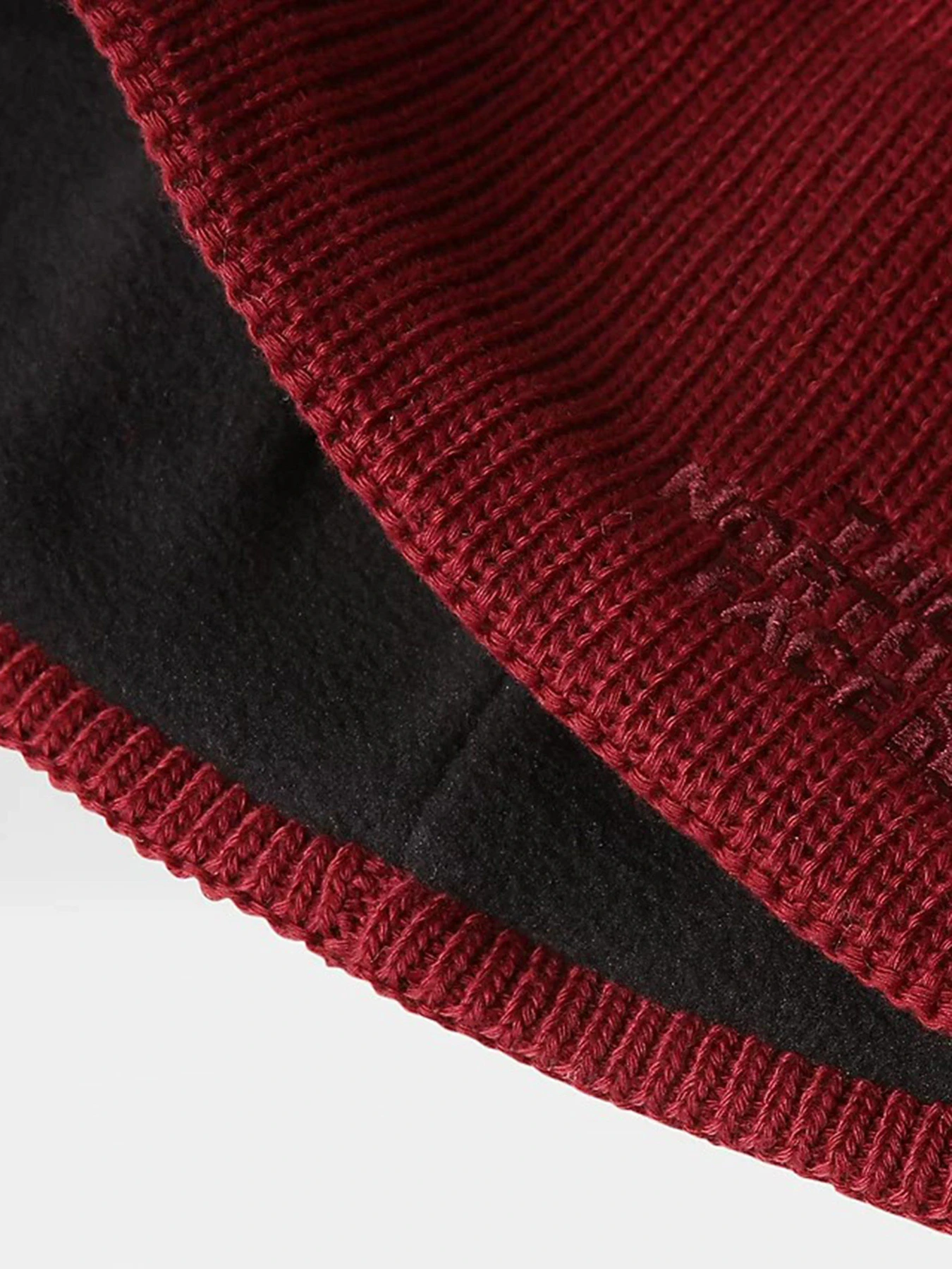 Шапки и кепки The North Face Bones Recyced Beanie модель NF0A3FNS6R31 Шапки и кепки The North Face Bones Recyced Beanie модель NF0A3FNS6R31 Фото