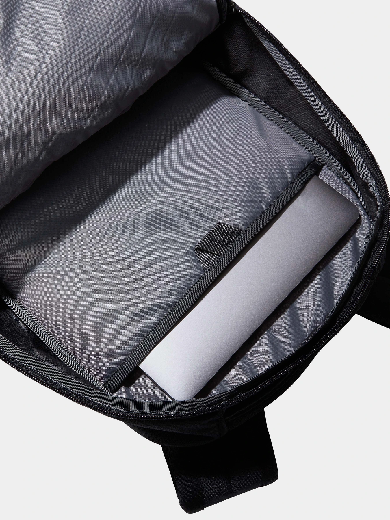 Рюкзаки The North Face Jester 28L модель NF0A3VXFIC41 Рюкзаки The North Face Jester 28L модель NF0A3VXFIC41 Фото