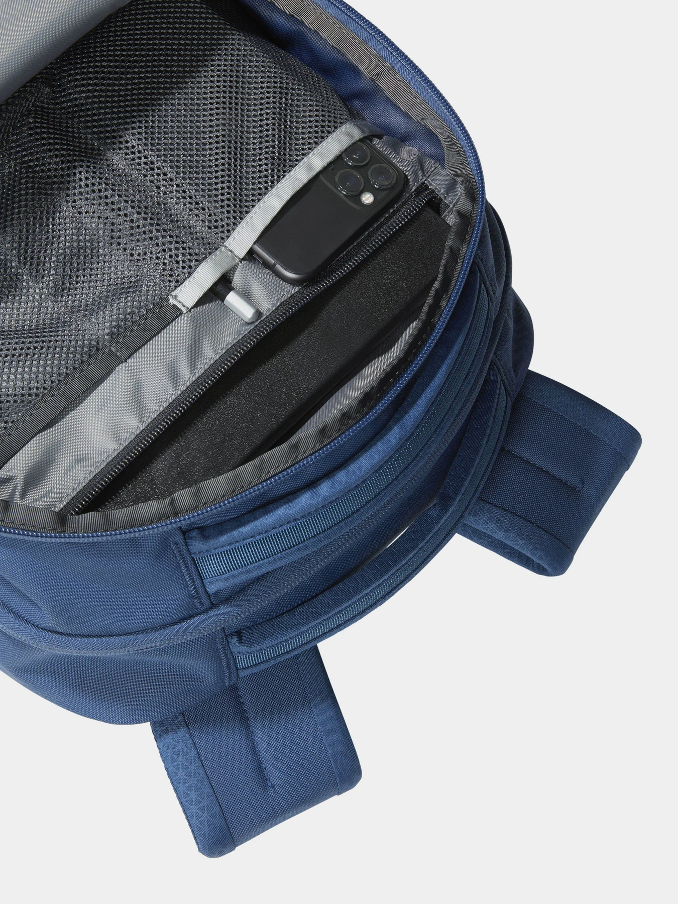 Рюкзаки The North Face Vault 26L модель NF0A3VY2VJY1 Фото